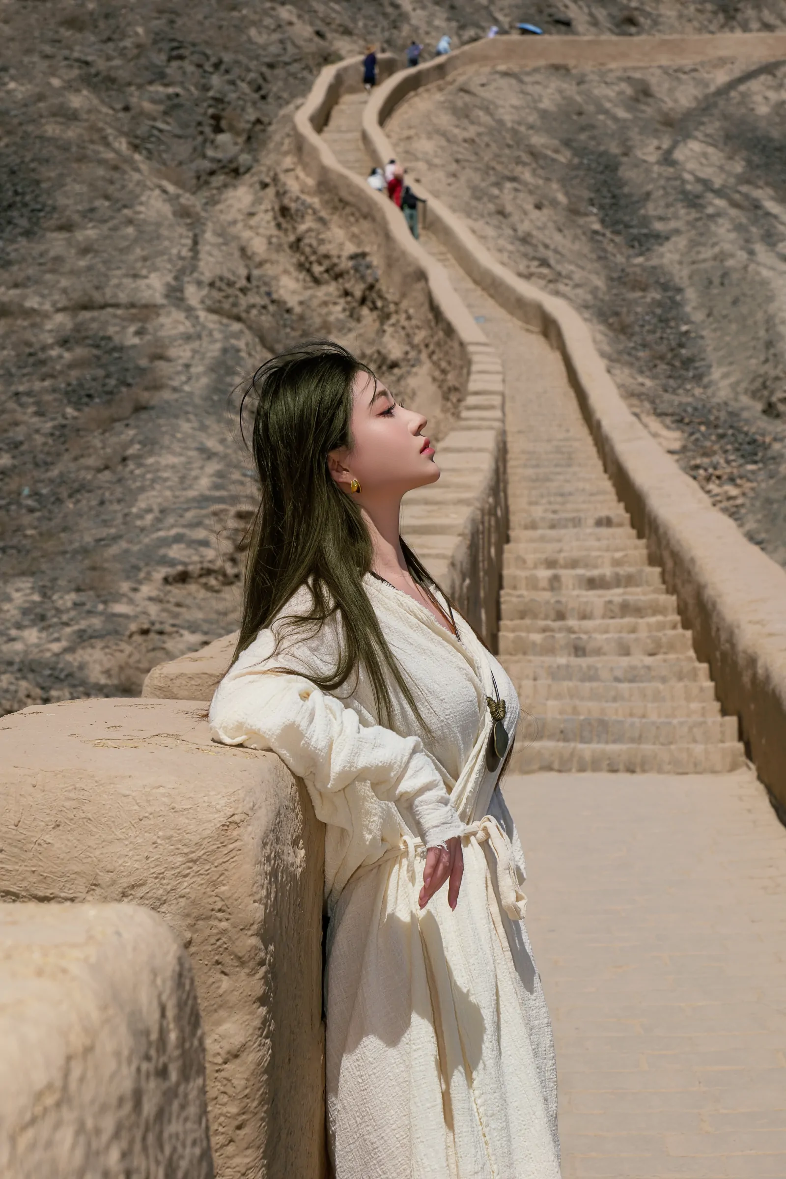 年年Nnian – 城 [46P]-66COS