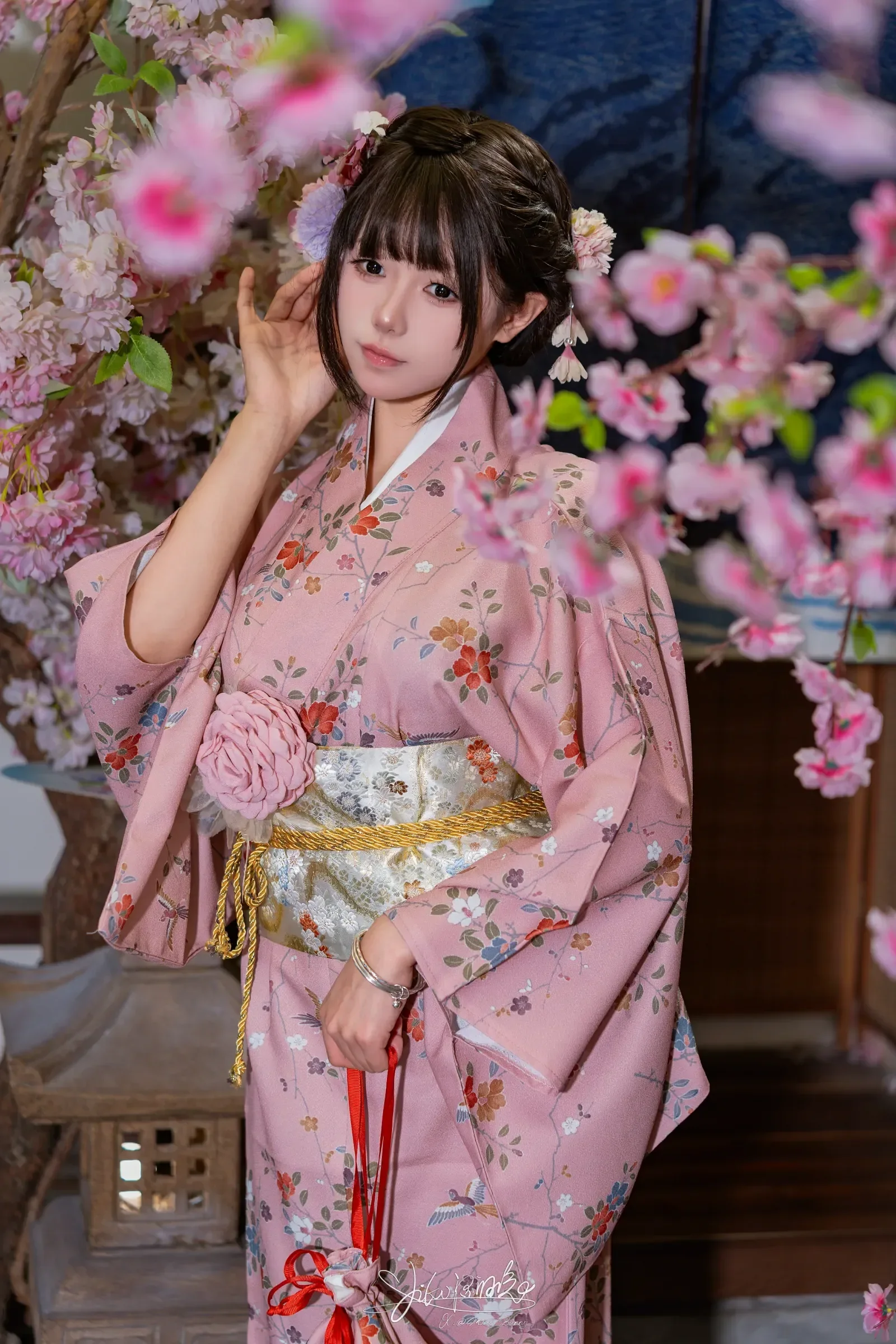 咬一口兔娘 -『温泉の女将』燕无歇 [77P]-66COS
