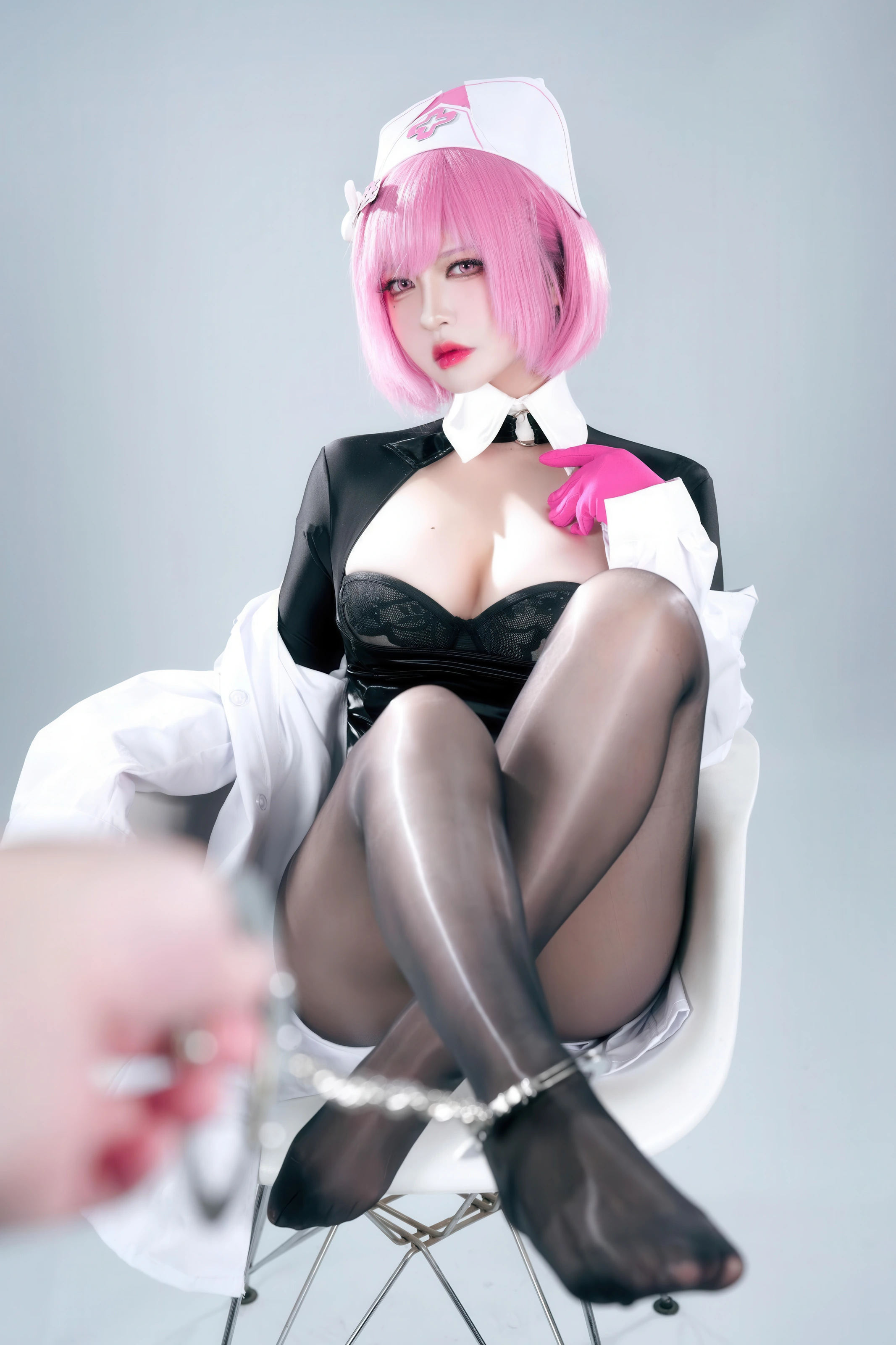 半半子 – 王医生 [56P]-66COS