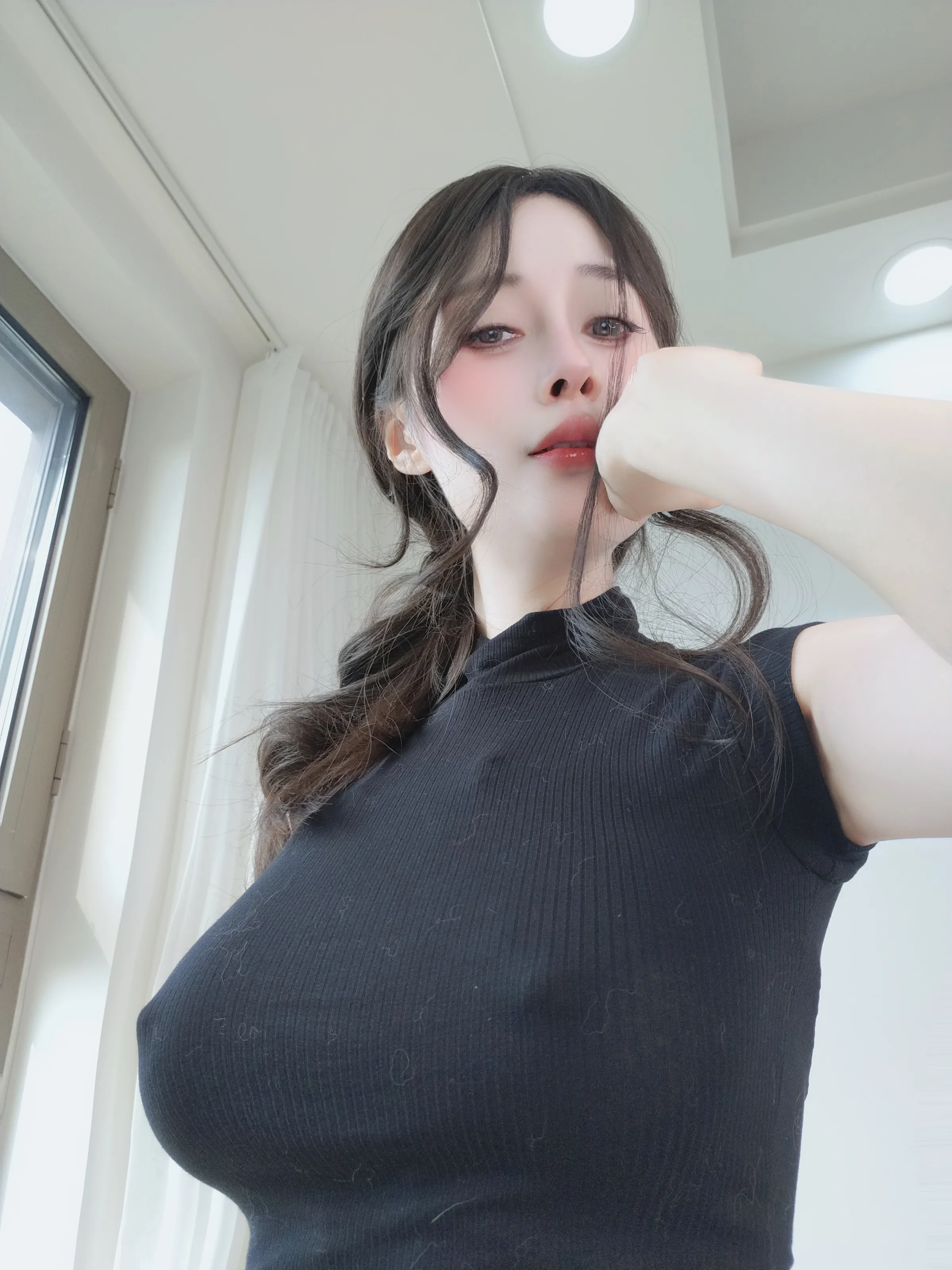 白银81 – Fantia 2025年11月会员合集 [121P] 插图5