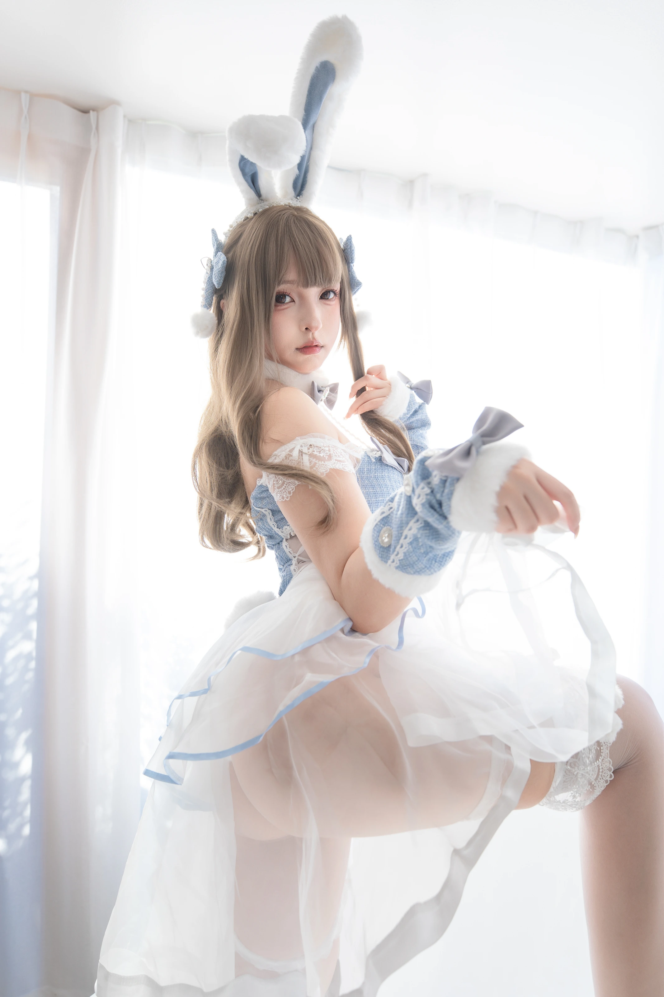 神楽坂真冬 – 萌兔初沐 [150P]-66COS