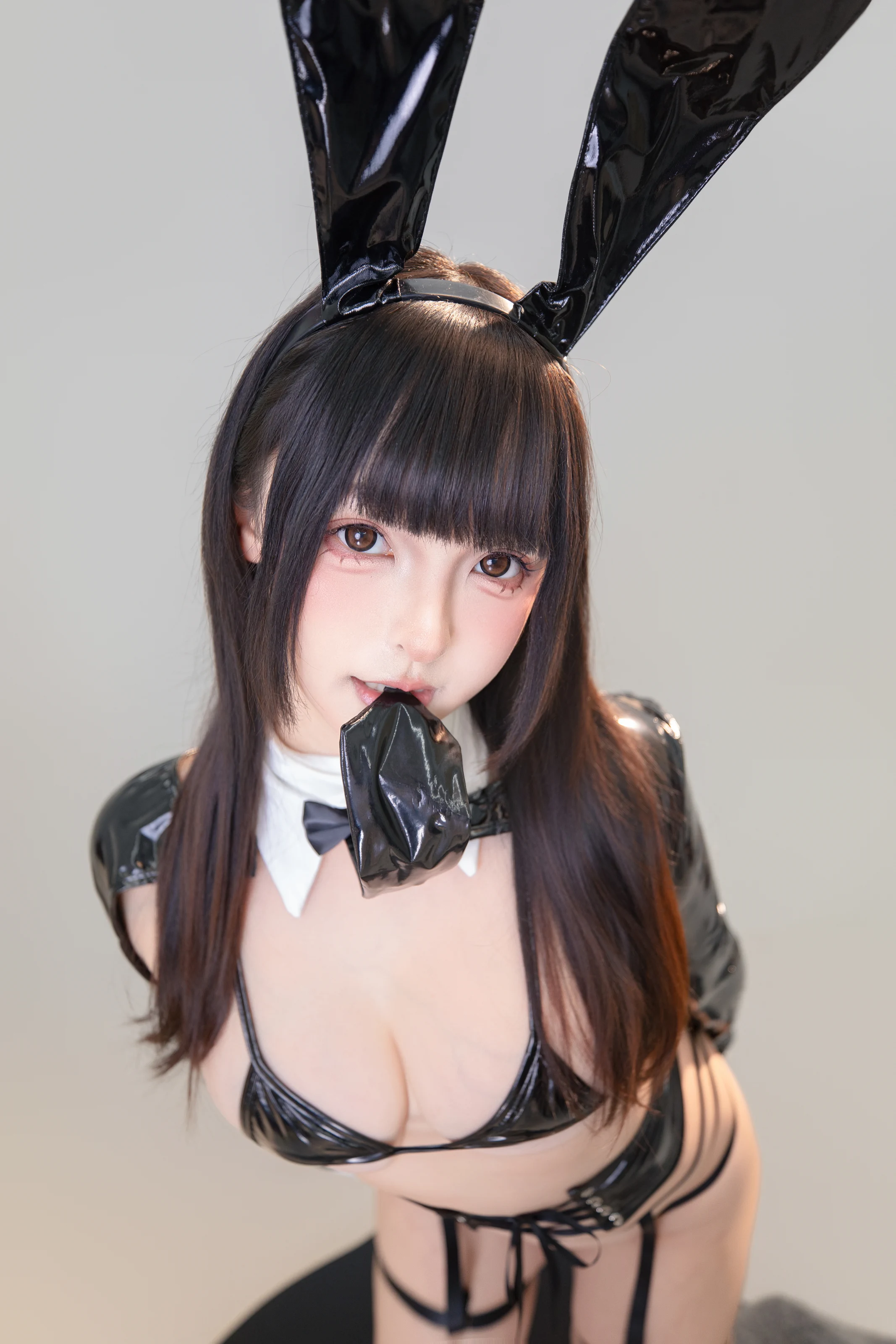 神楽坂真冬 – 黑胶兔娘 [75P] 插图3