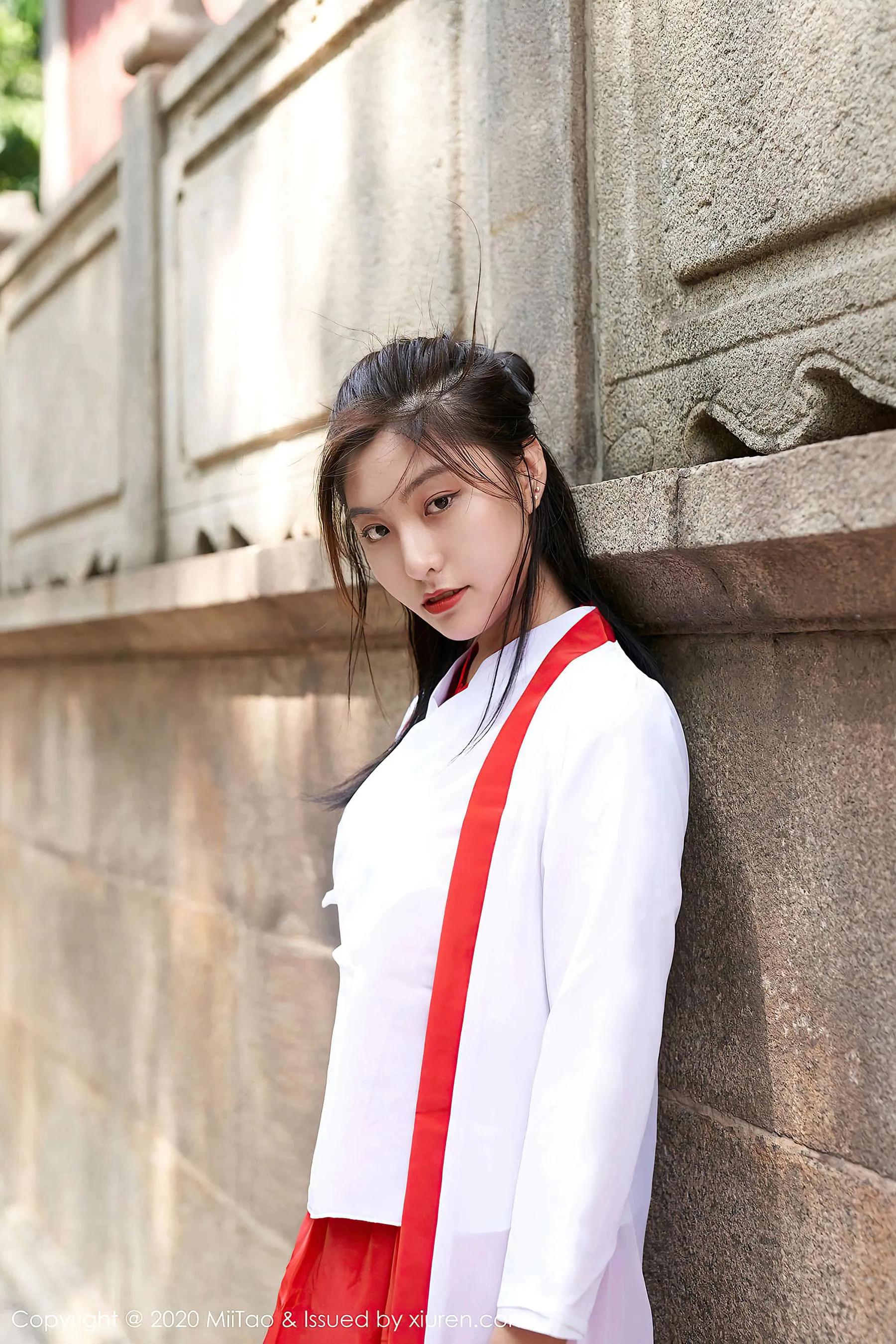 蜜桃社 VOL.142 茵茵简 插图2