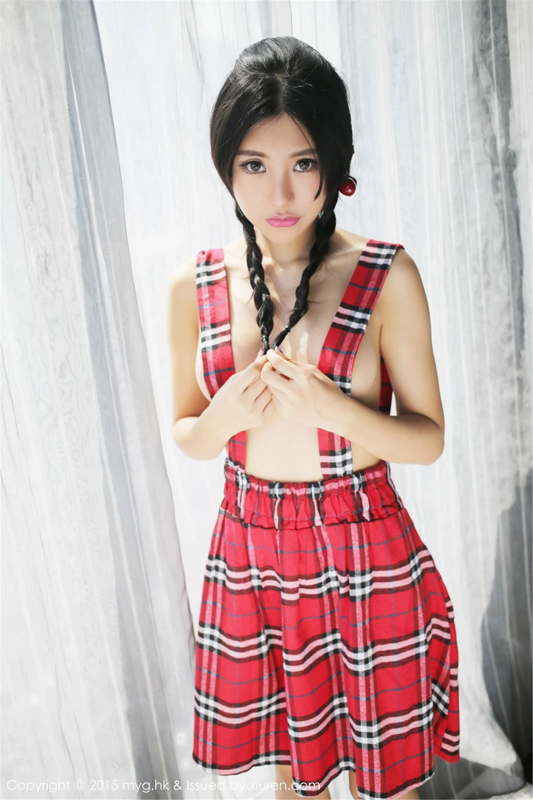 绮里嘉ula《泰国旅拍》英伦风校服+短裙+比基尼 美媛馆 Vol.091 插图2