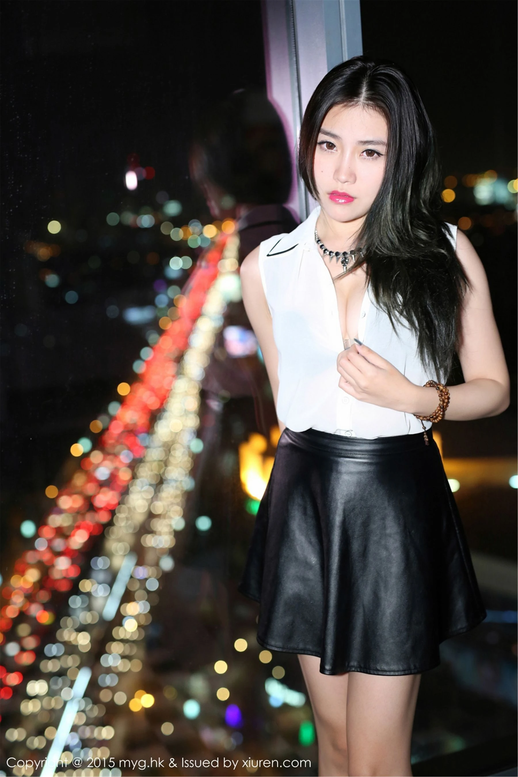 许诺Sabrina《泰国旅拍》性感内衣+圣诞装 美媛馆 Vol.090-66COS