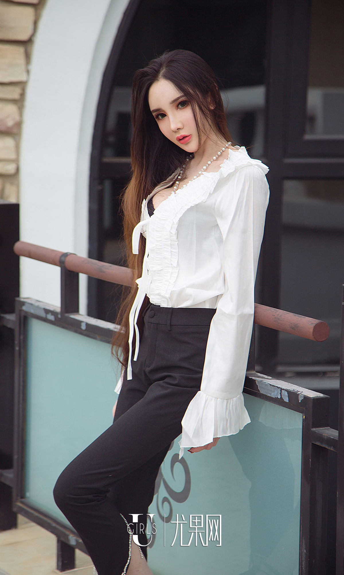 UGirls 爱尤物 No.1238 阿依努尔瓦娅《优雅冷美人》 [35P] 插图5