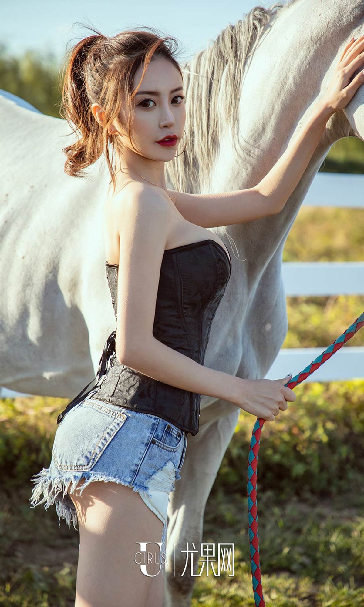 UGirls 爱尤物 No.1247 陈思琪《踏秋》 [35P] 插图6