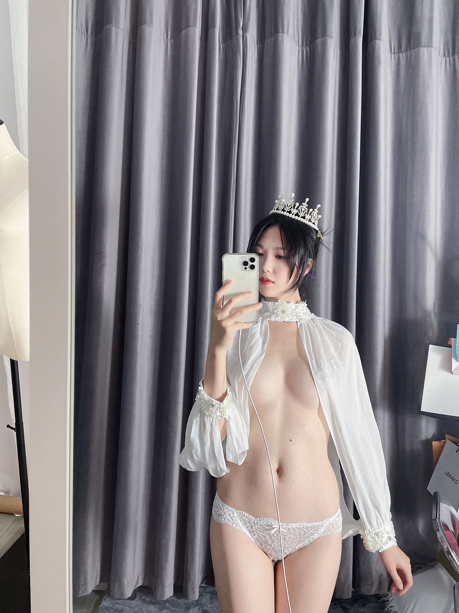 抖娘-利世图集 – 2022年01月微密圈 [61P]-66COS