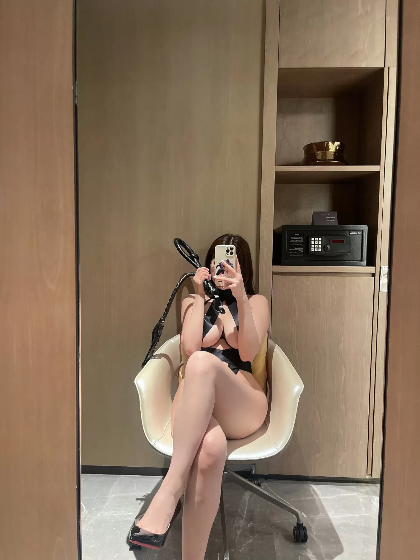 奶宝妹纸 – 让你着迷 [22P]-66COS
