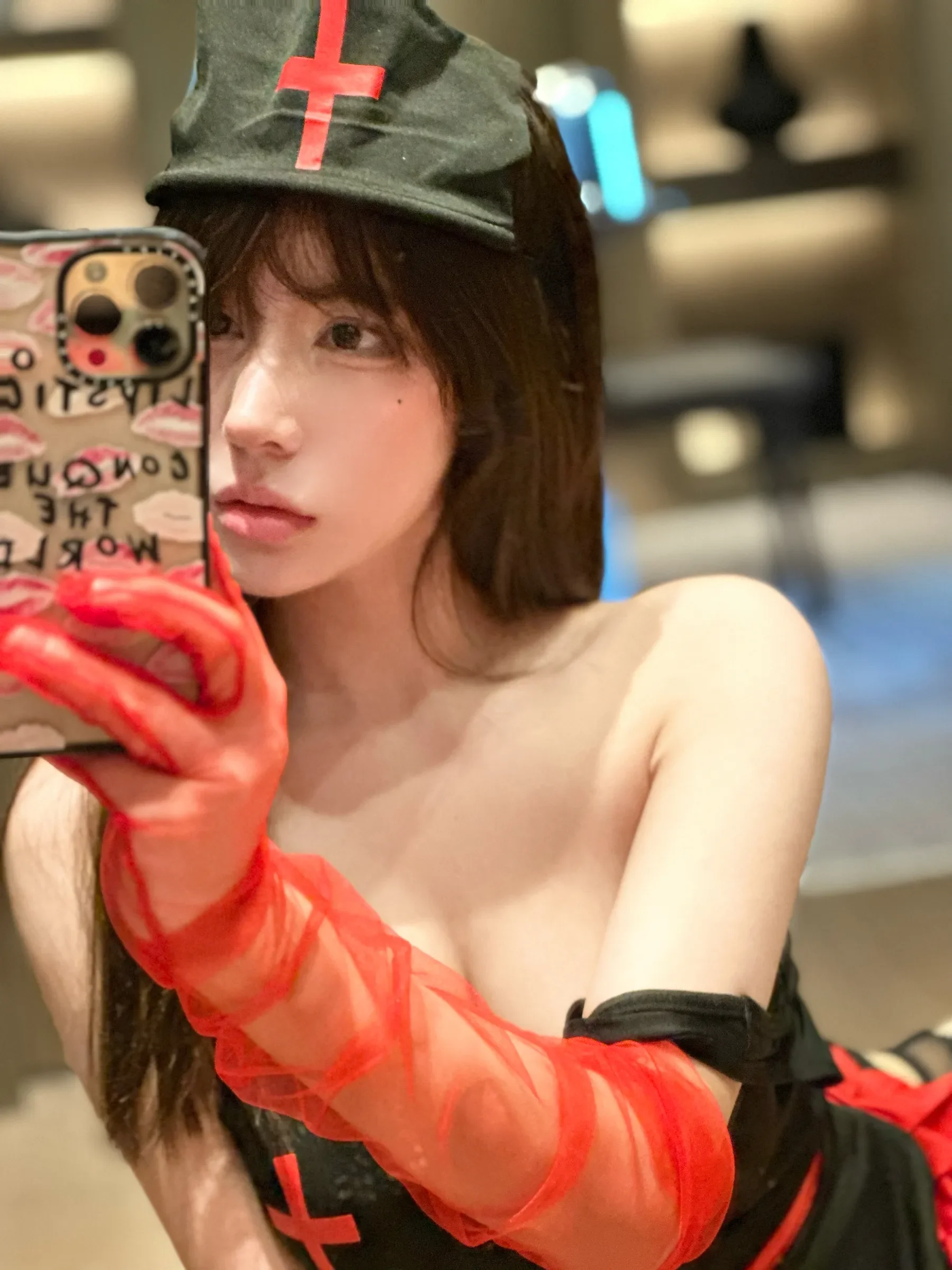 奔跑的晶螺儿 – 黑红情趣 [67P]-66COS
