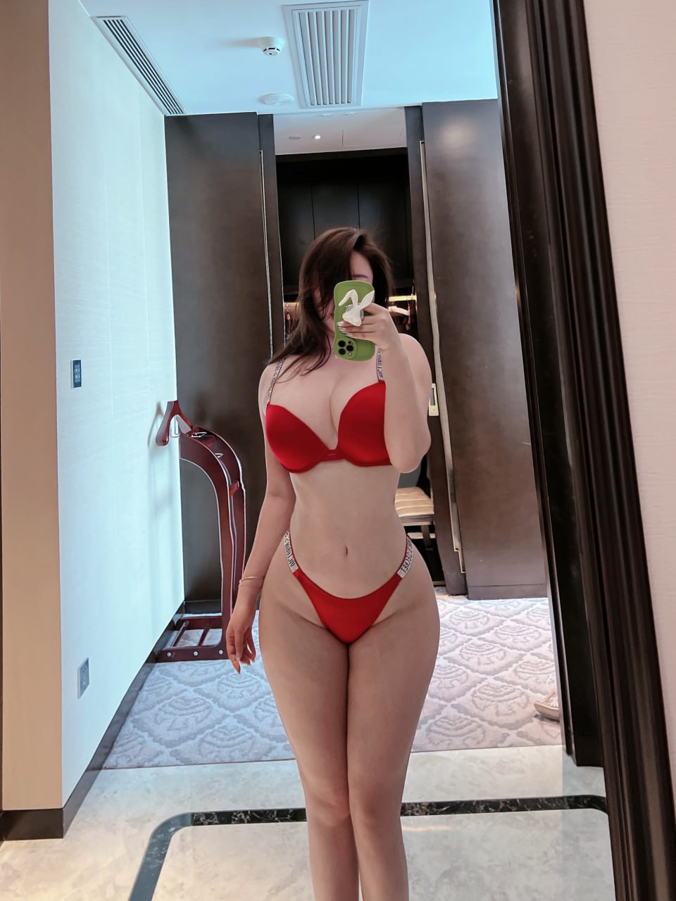 MIYA - 红色风景 [48P]-66COS