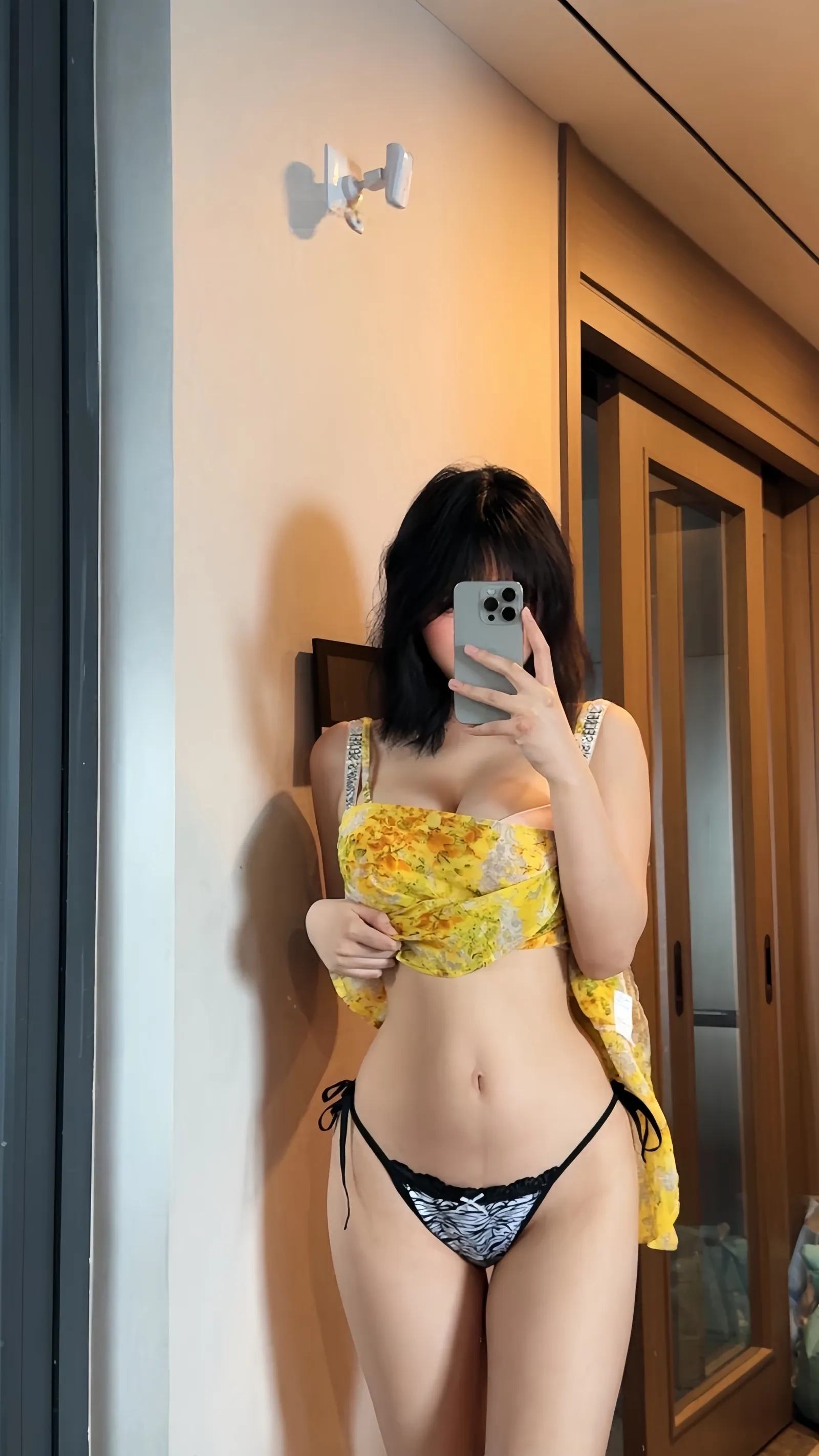 琳铛铛 – 夺命黄色战袍 [15P] 插图4