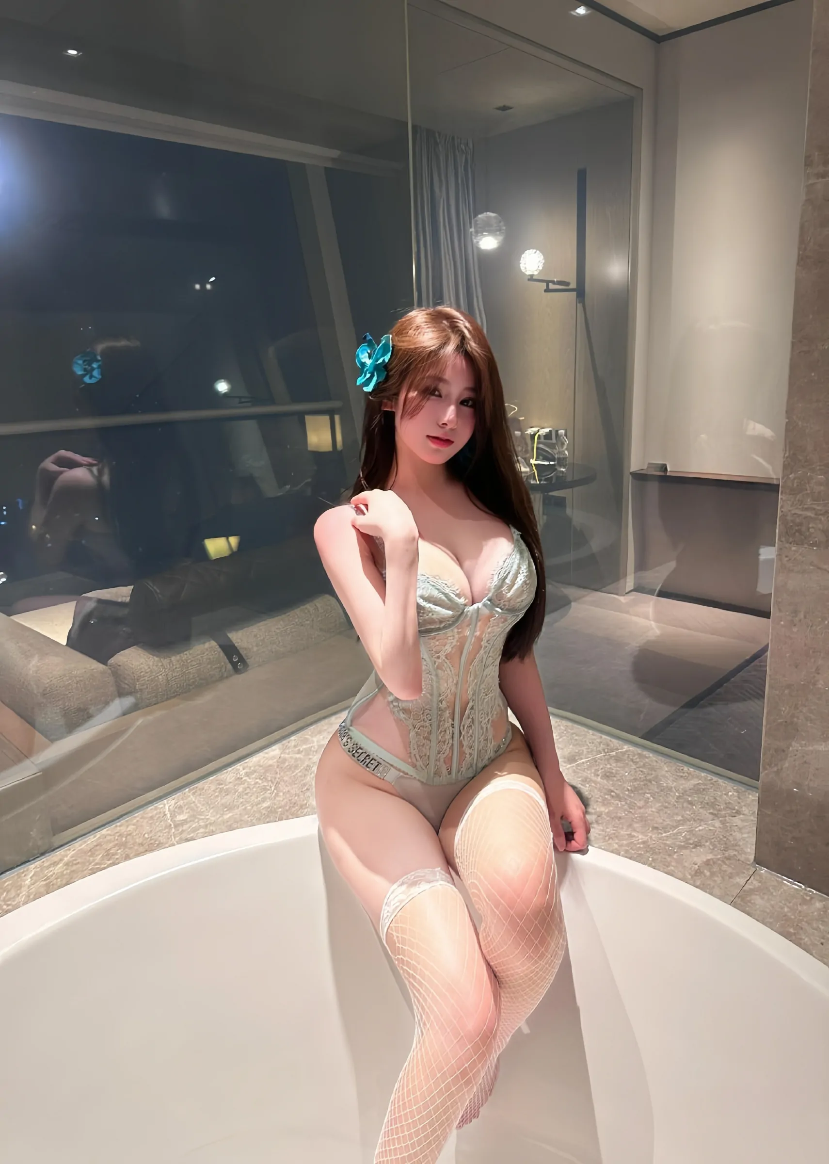 奔跑的晶螺儿 - 性感情趣蕾丝半腿白网丝 [24P] 插图3