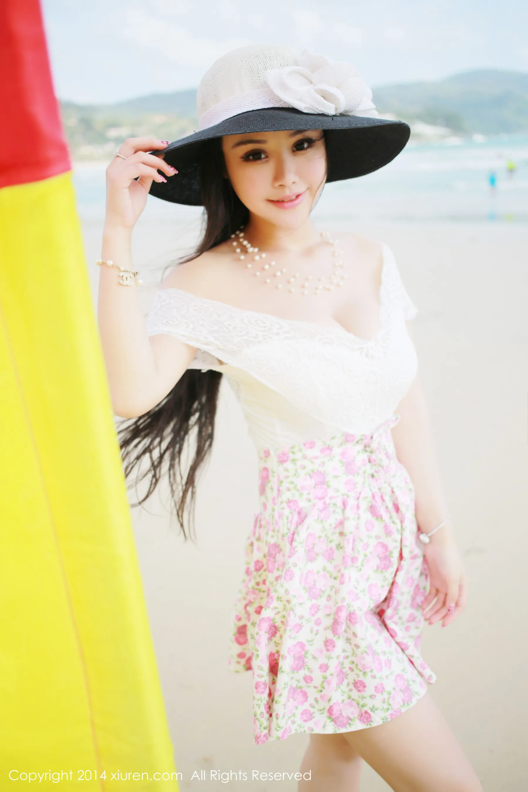 Barbie可儿《泰国旅拍第一辑》 秀人网 No.182-66COS