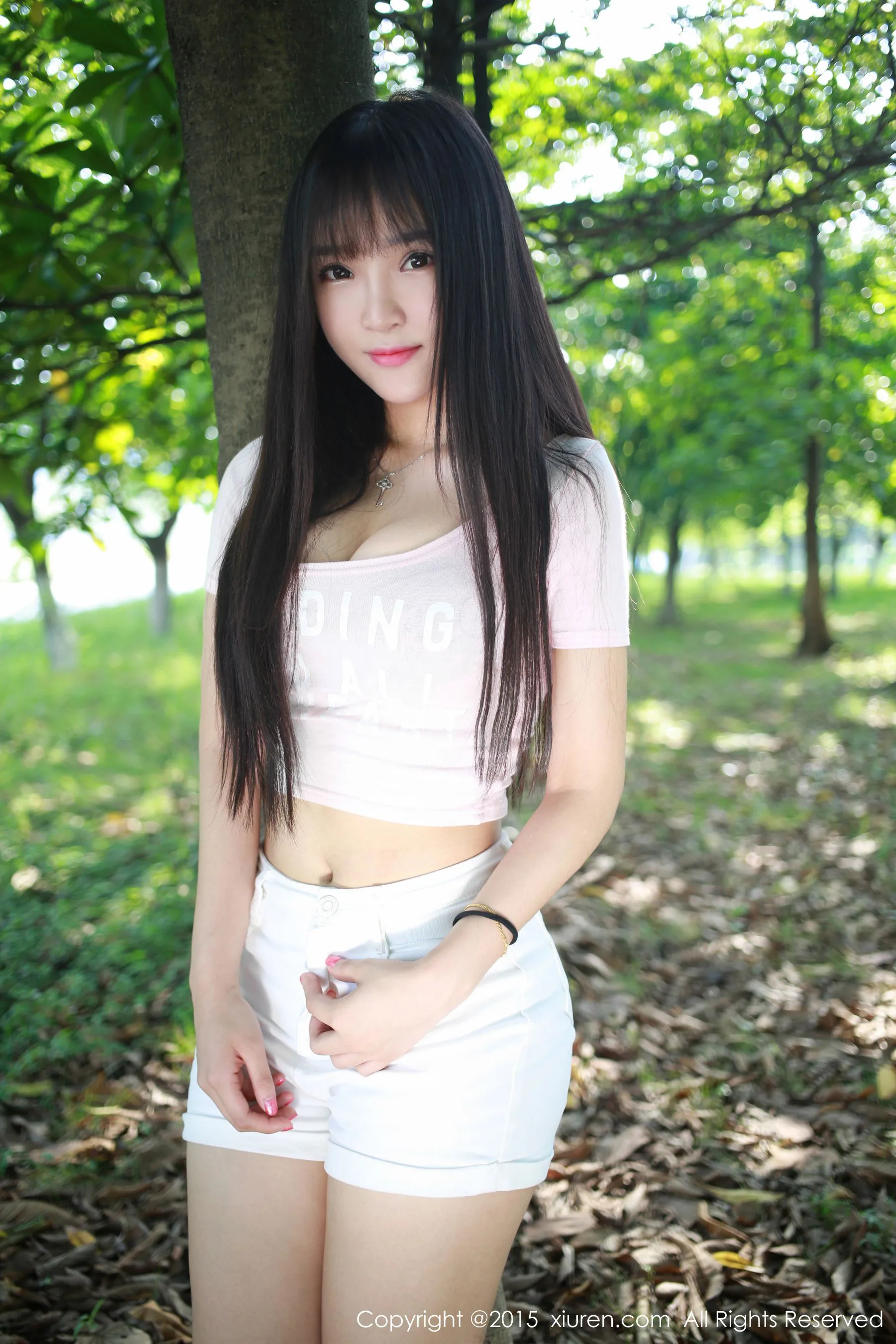 夏瑶baby《清新热裤妹子外拍》 秀人网 No.345-66COS