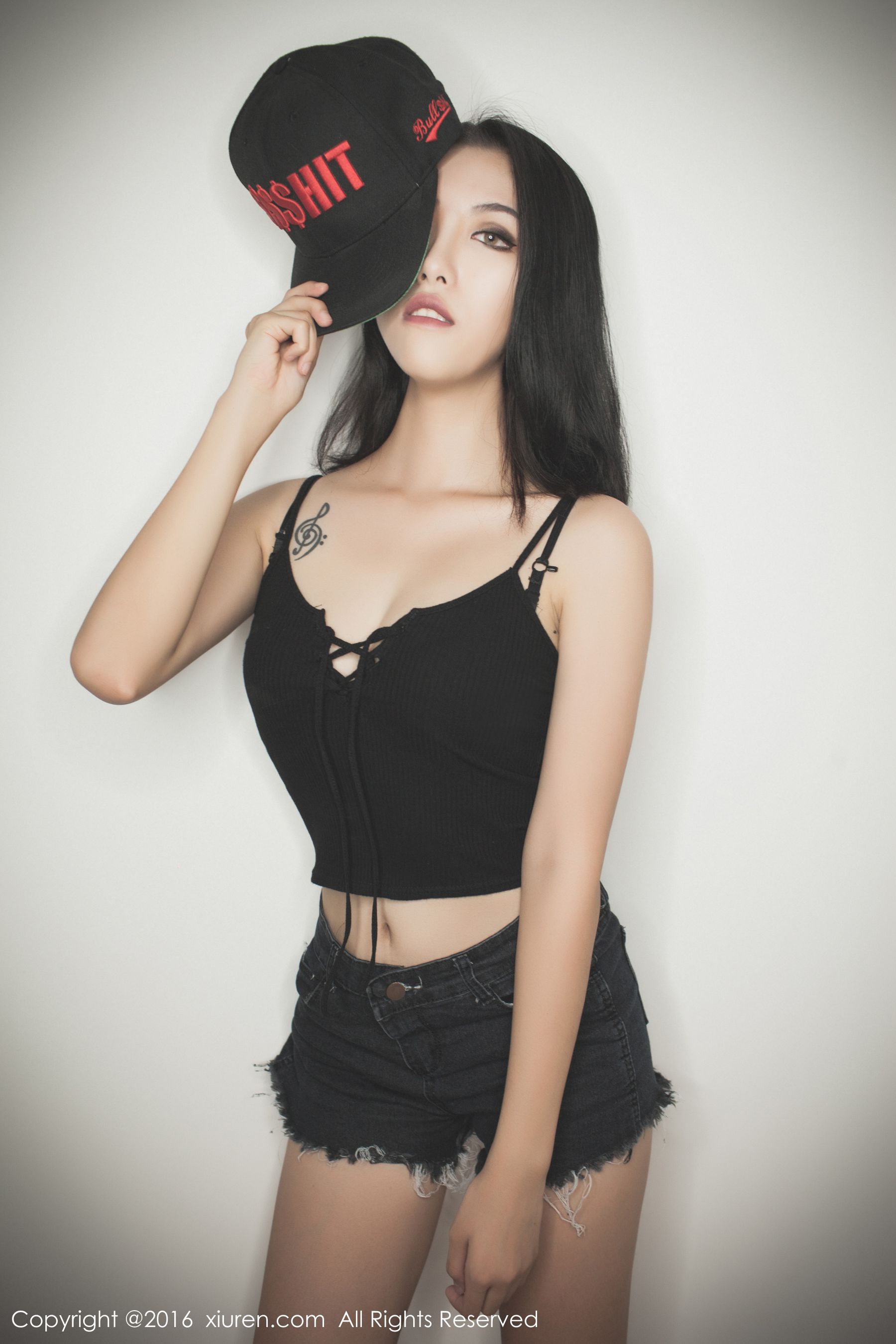 BOBO_xk(黎蒨垚)《热裤+内衣系列》 秀人网 No.617 插图4