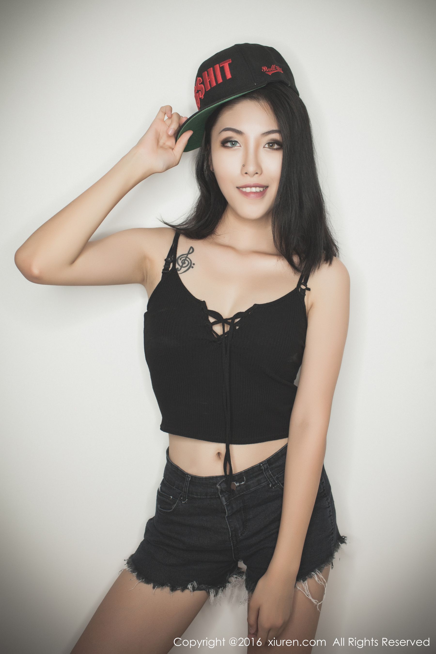 BOBO_xk(黎蒨垚)《热裤+内衣系列》 秀人网 No.617 插图6