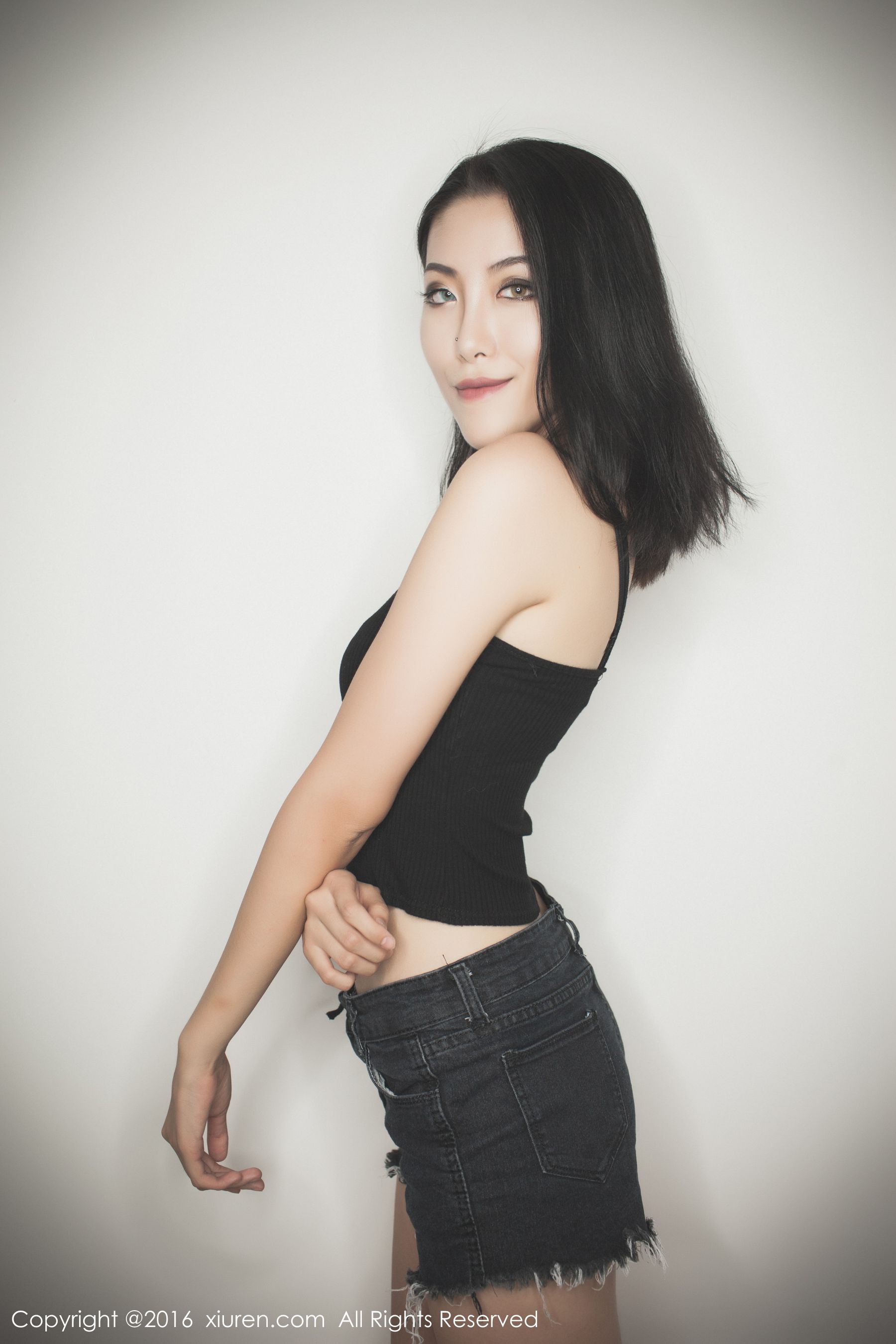 BOBO_xk(黎蒨垚)《热裤+内衣系列》 秀人网 No.617 插图2