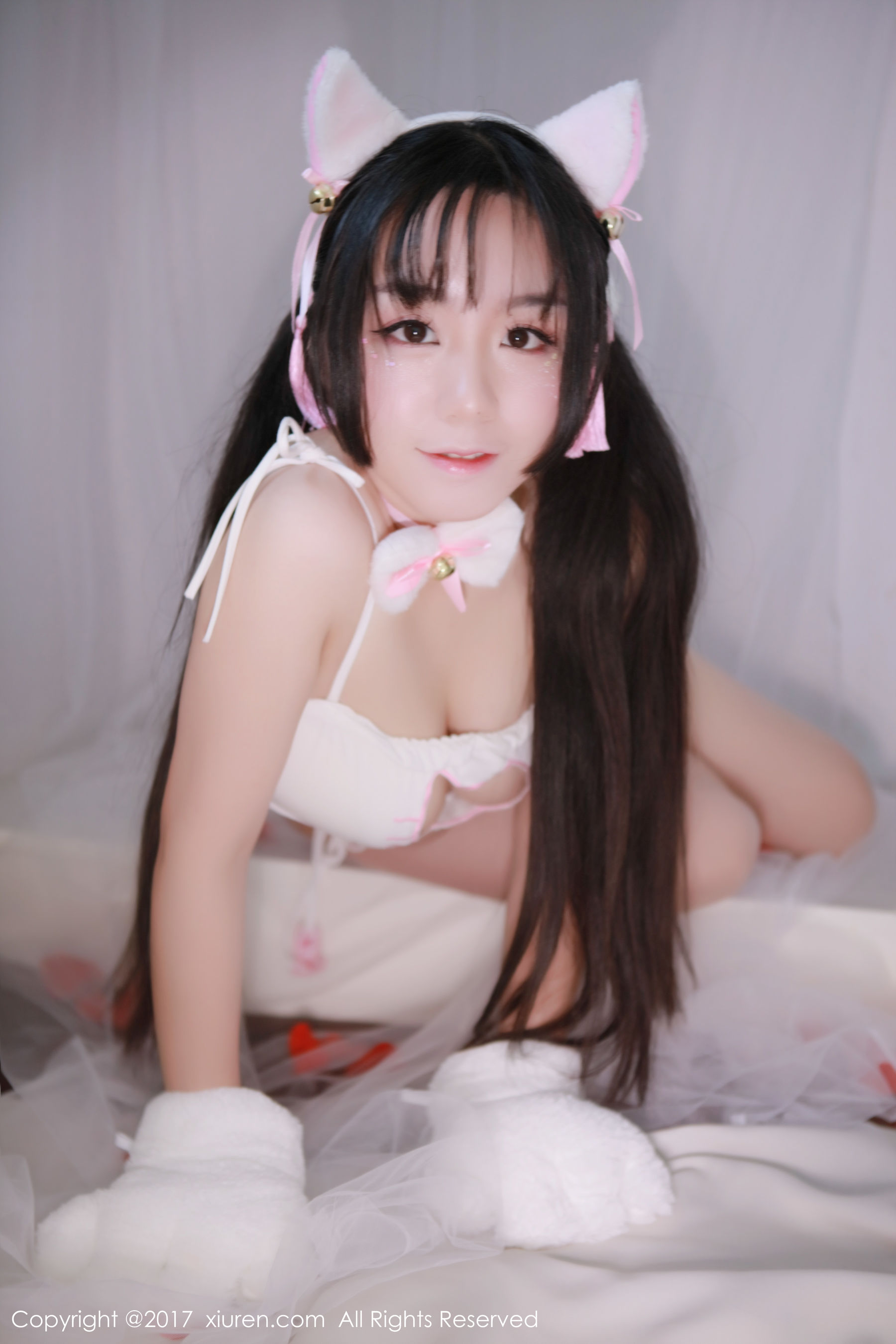 吃白菜的vi菜菜《长着猫耳朵及尾巴的清纯可爱少女》 秀人网XIUREN No.753-66COS