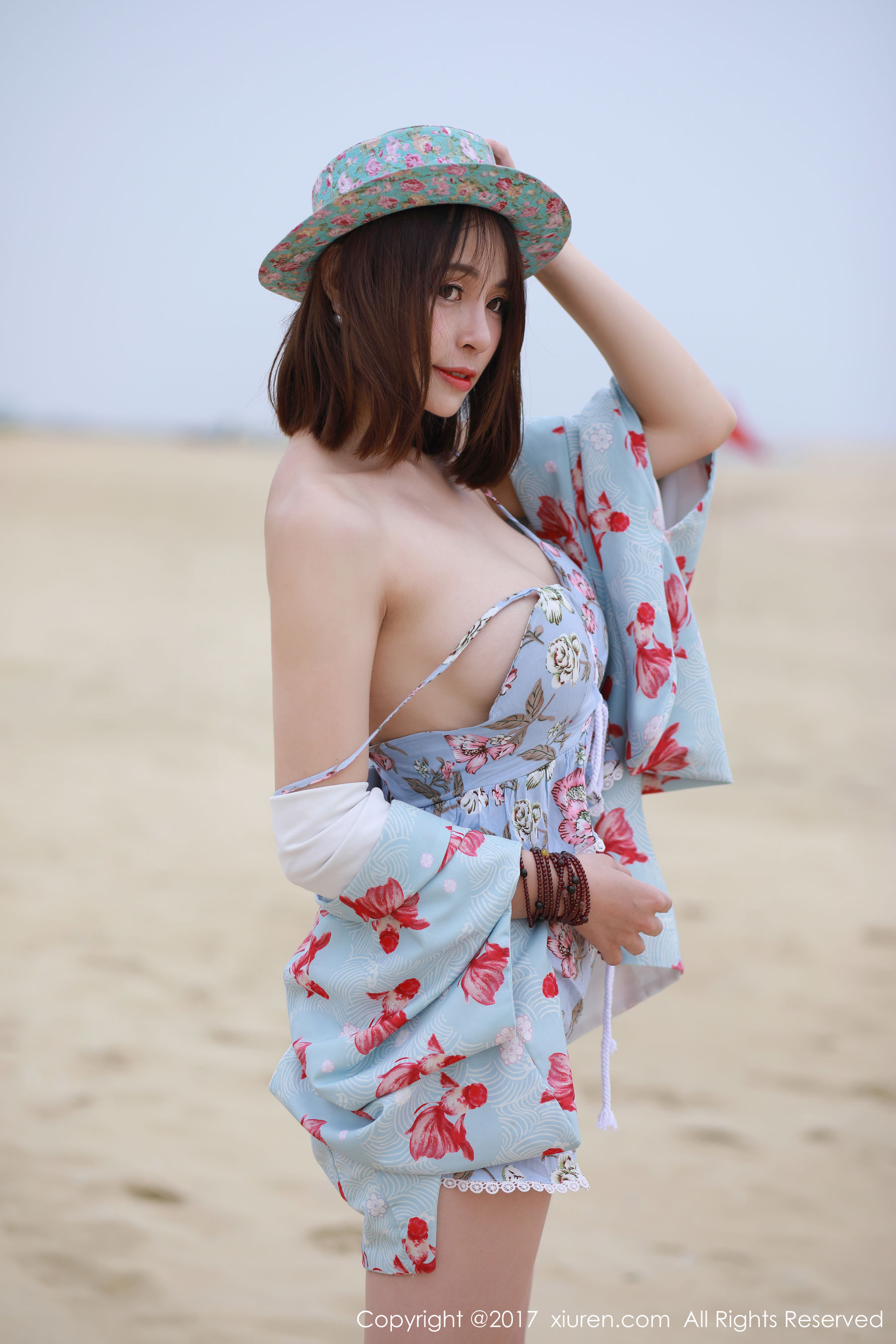 奈奈Fox《海边沙滩系列》 秀人网XIUREN No.766-66COS