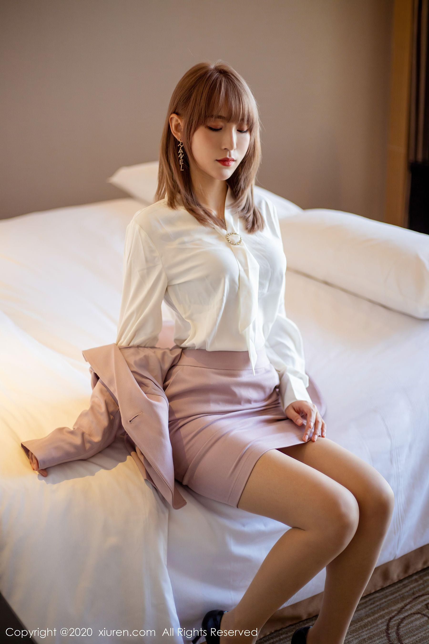 秀人XIUREN No.2304 周慕汐fairy 插图4