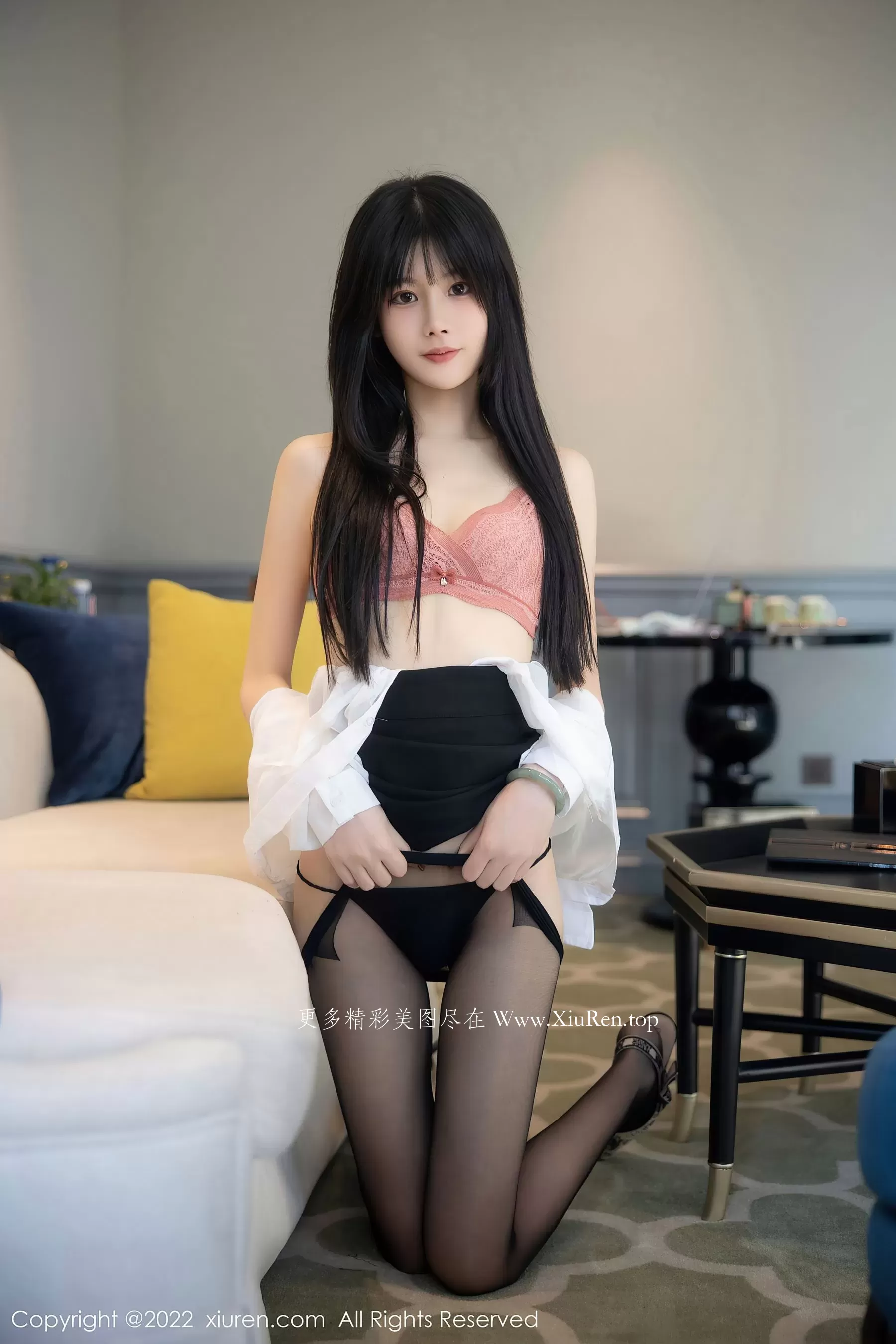 秀人网 No.5861 77qiqi 短裙黑丝-66COS