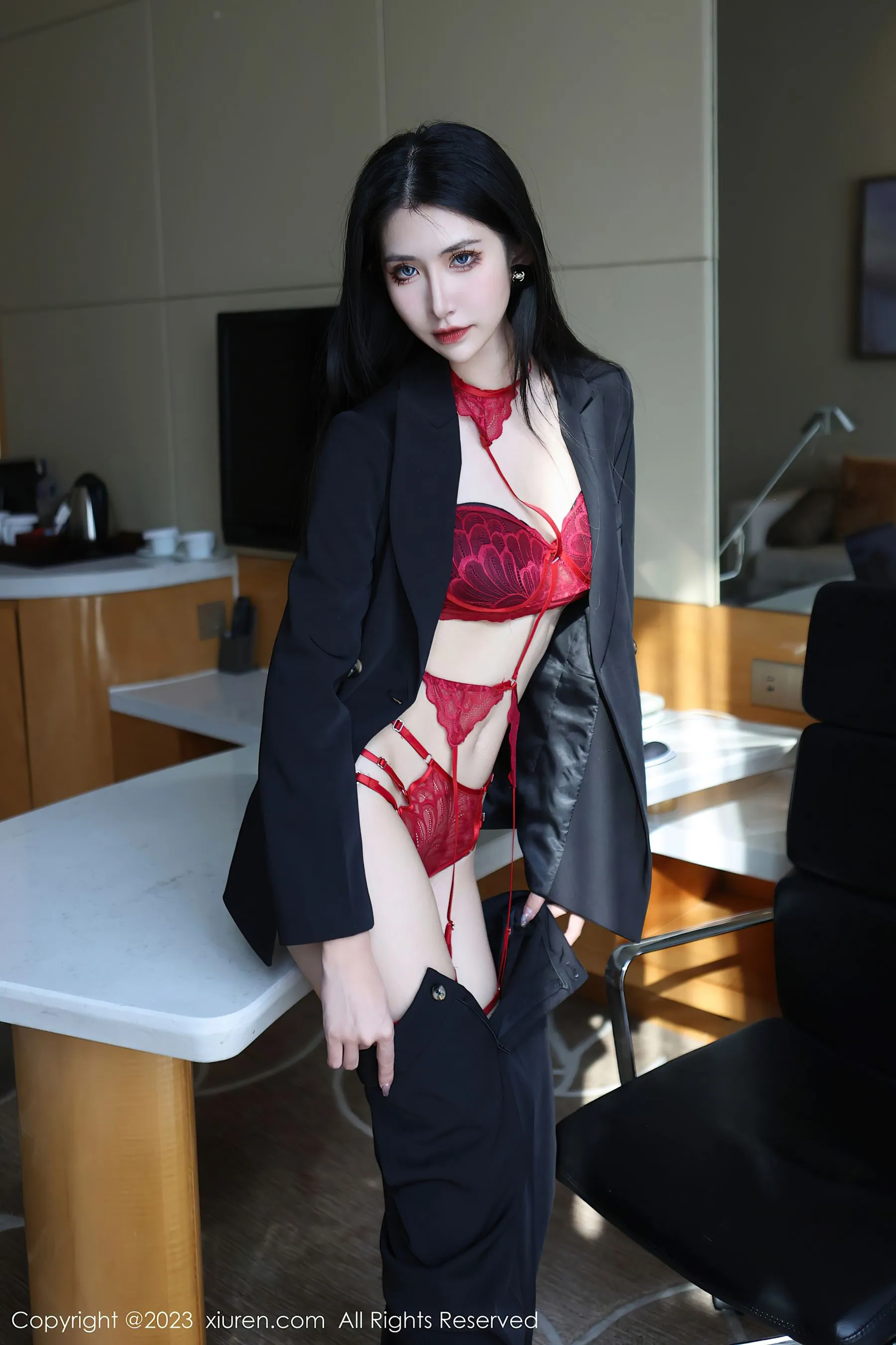 秀人网 No.6402 依娜Yina 美腿新人-66COS