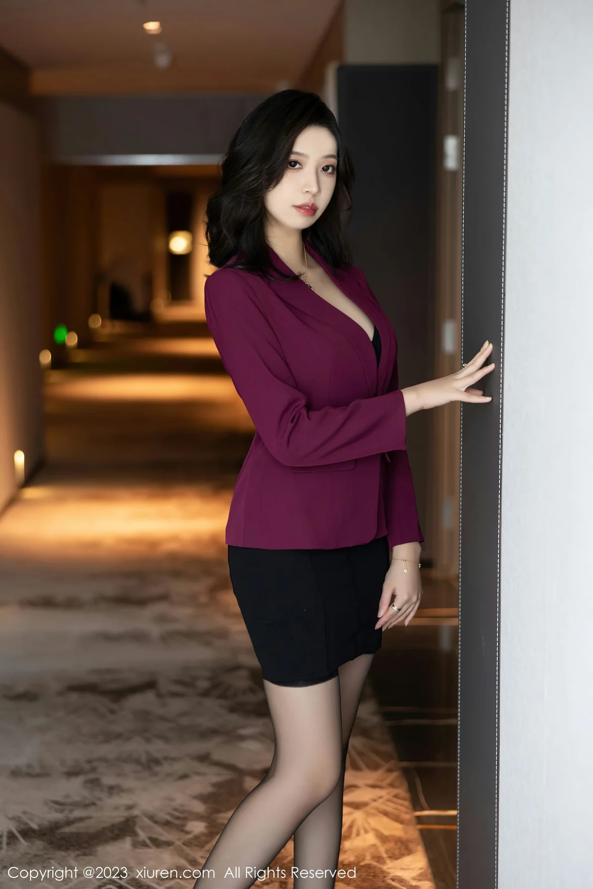 XiuRen 秀人 No.6870 郑颖姗Bev OL装扮性感写真 [89P]-66COS