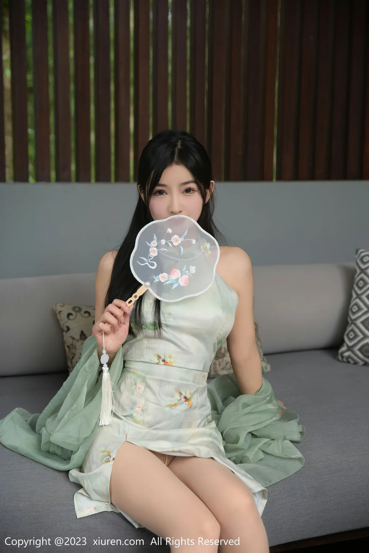 XiuRen 秀人 No.6880 谭小灵 古装薄纱水中场景拍摄 [81P] 插图2