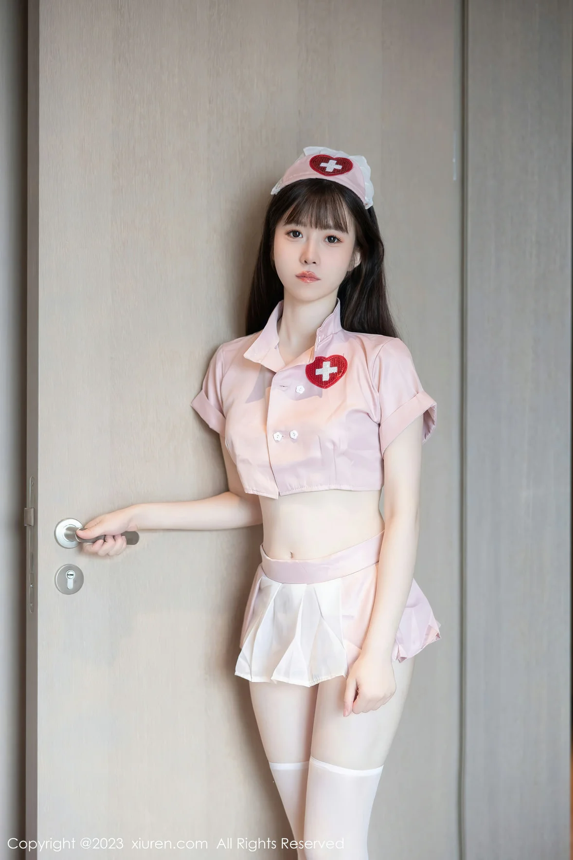 XiuRen 秀人 No.7090 林悠悠 情趣护士性感写真 [80P]-66COS