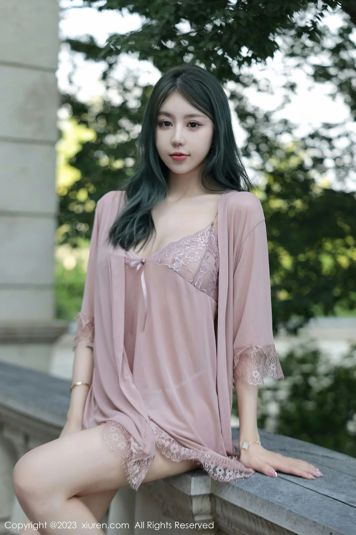 XiuRen 秀人 No.7114 tina_甜仔 蕾丝睡裙杭州旅拍 [65P]-66COS