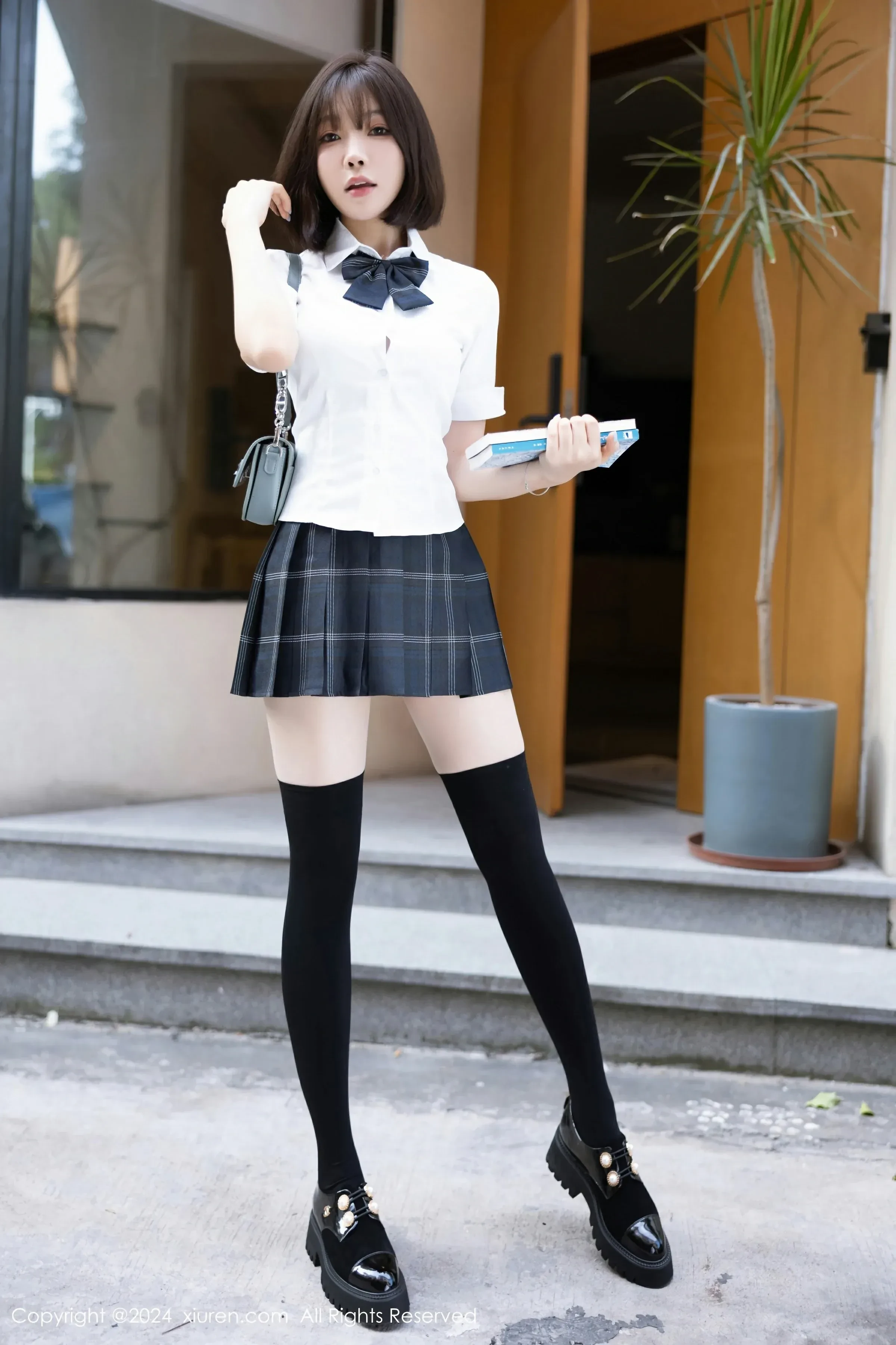 XiuRen 秀人 No.8785 徐莉芝Booty [100P] 插图2