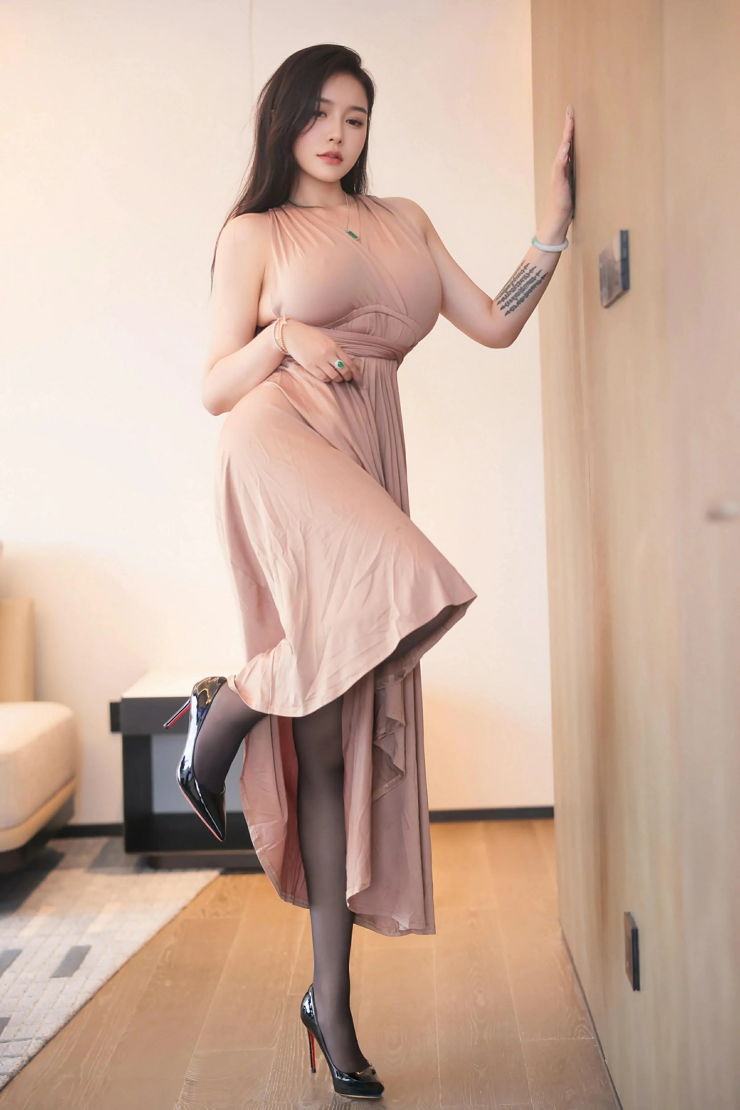 秀人网 No.10432 娜比 [87P] 插图3