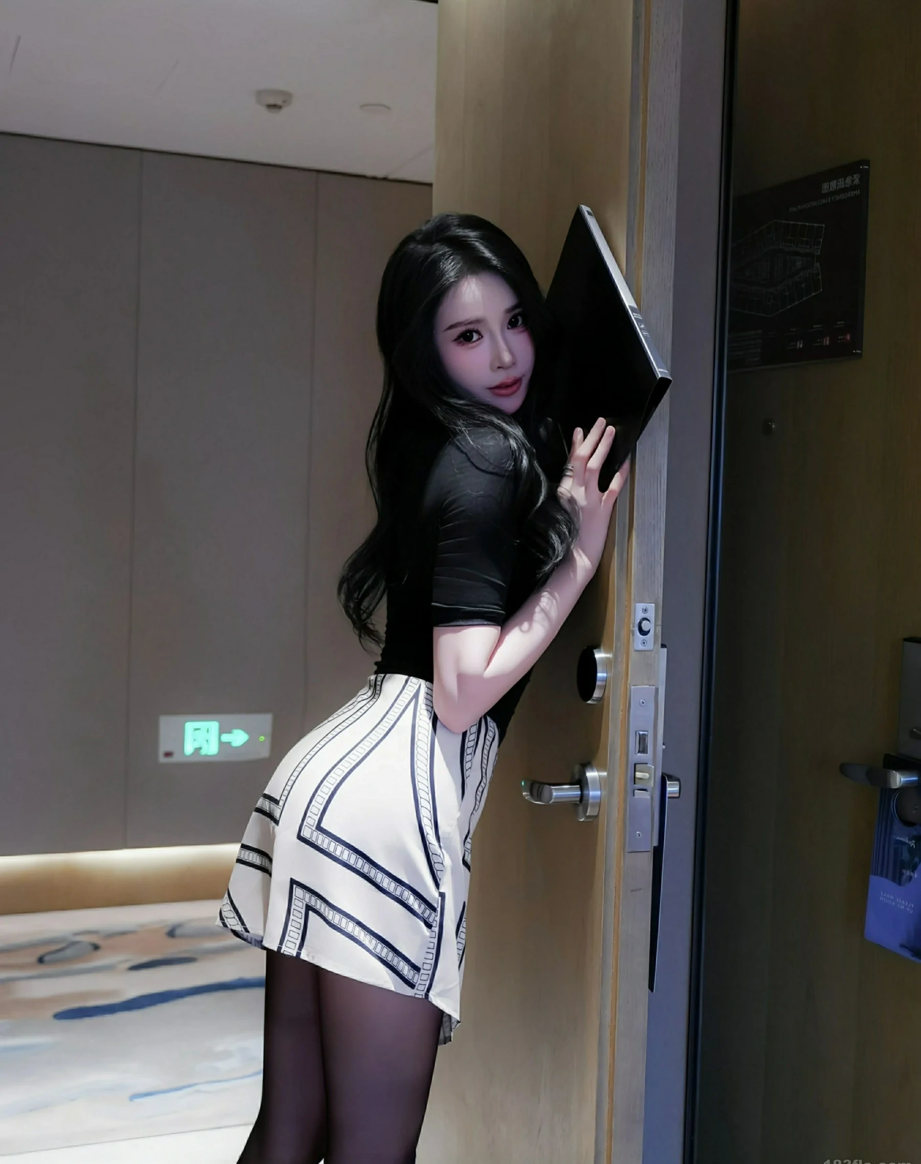 秀人网 No.10817 椰汁糯米姬 [80P] 插图5