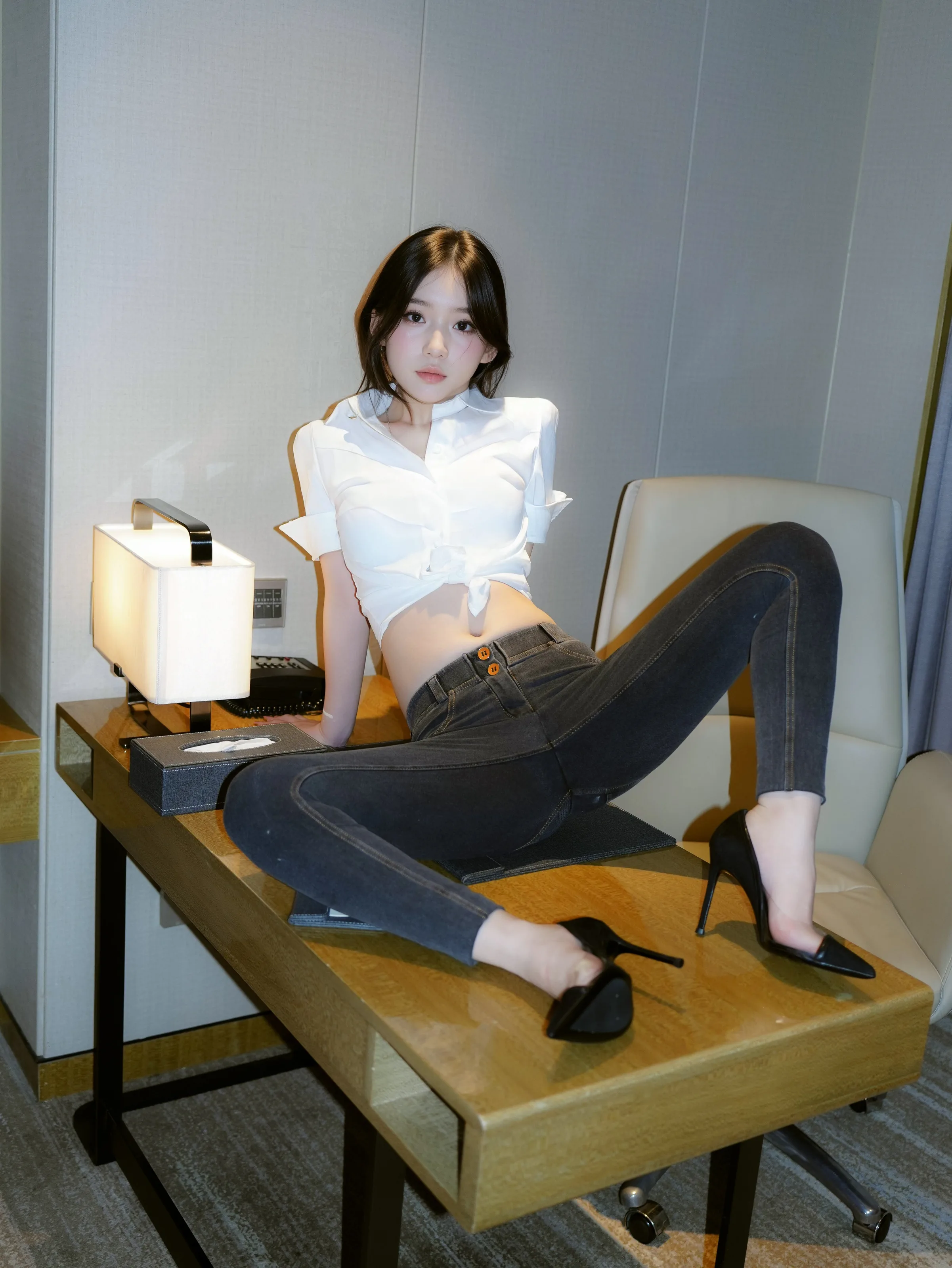 XiuRen 内购版 No.10785 汁汁 实习期女秘书 [81P]-66COS