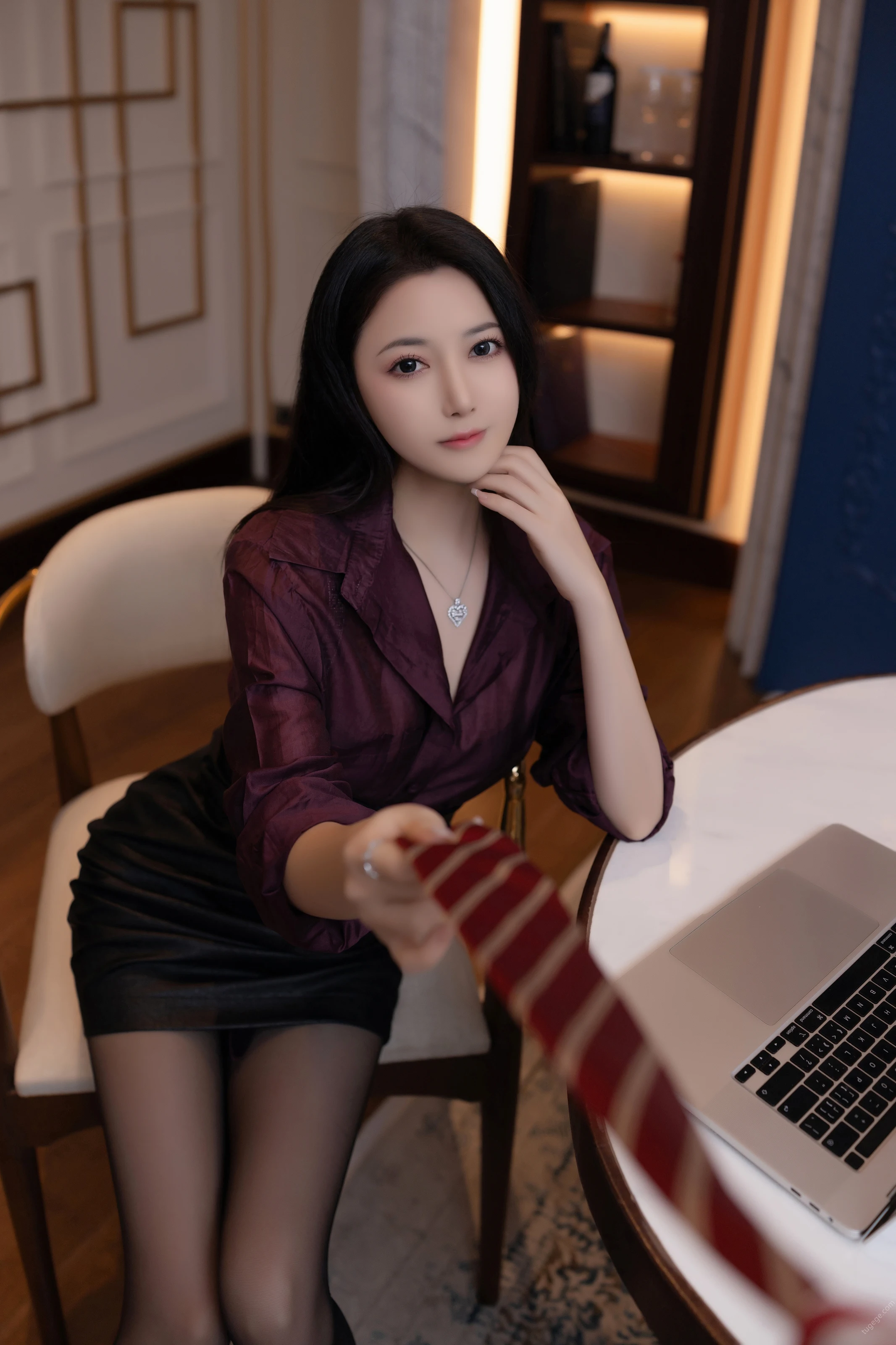 XiuRen 内购版 No.9744 鱼子酱Fish 紫色衬衫 [120P] 插图4