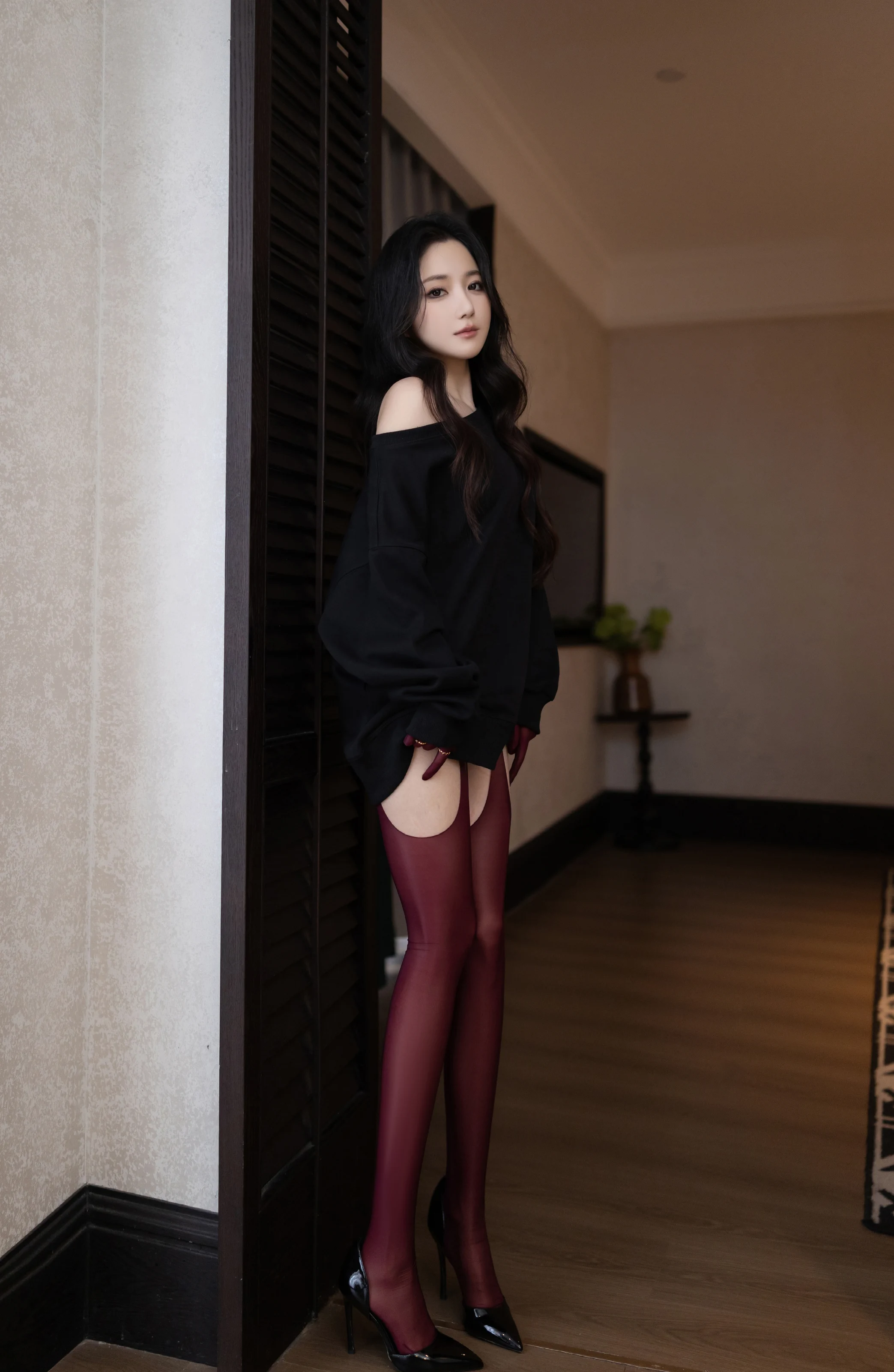 XiuRen 内购版 No.10790 鱼子酱Fish 红与黑 [120P] 插图4