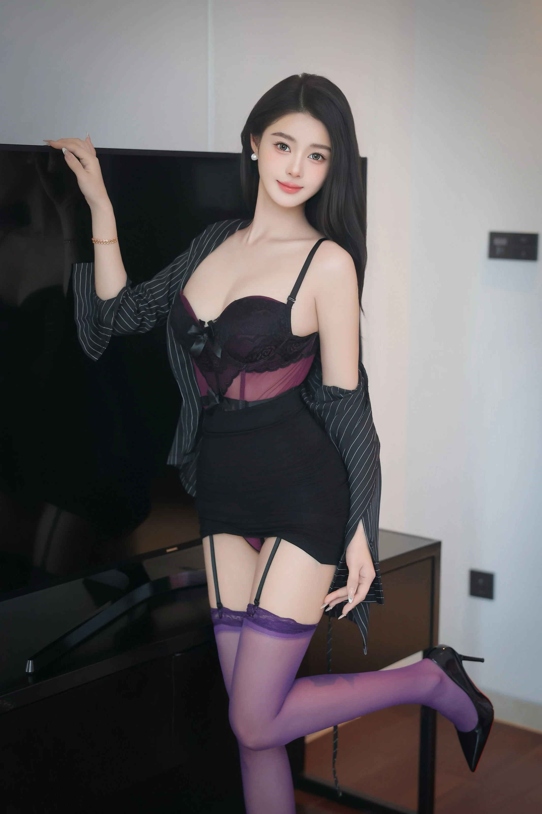 XiuRen 内购版 No.10053 Candy糖糖 紫色丝袜 [85P] 插图2