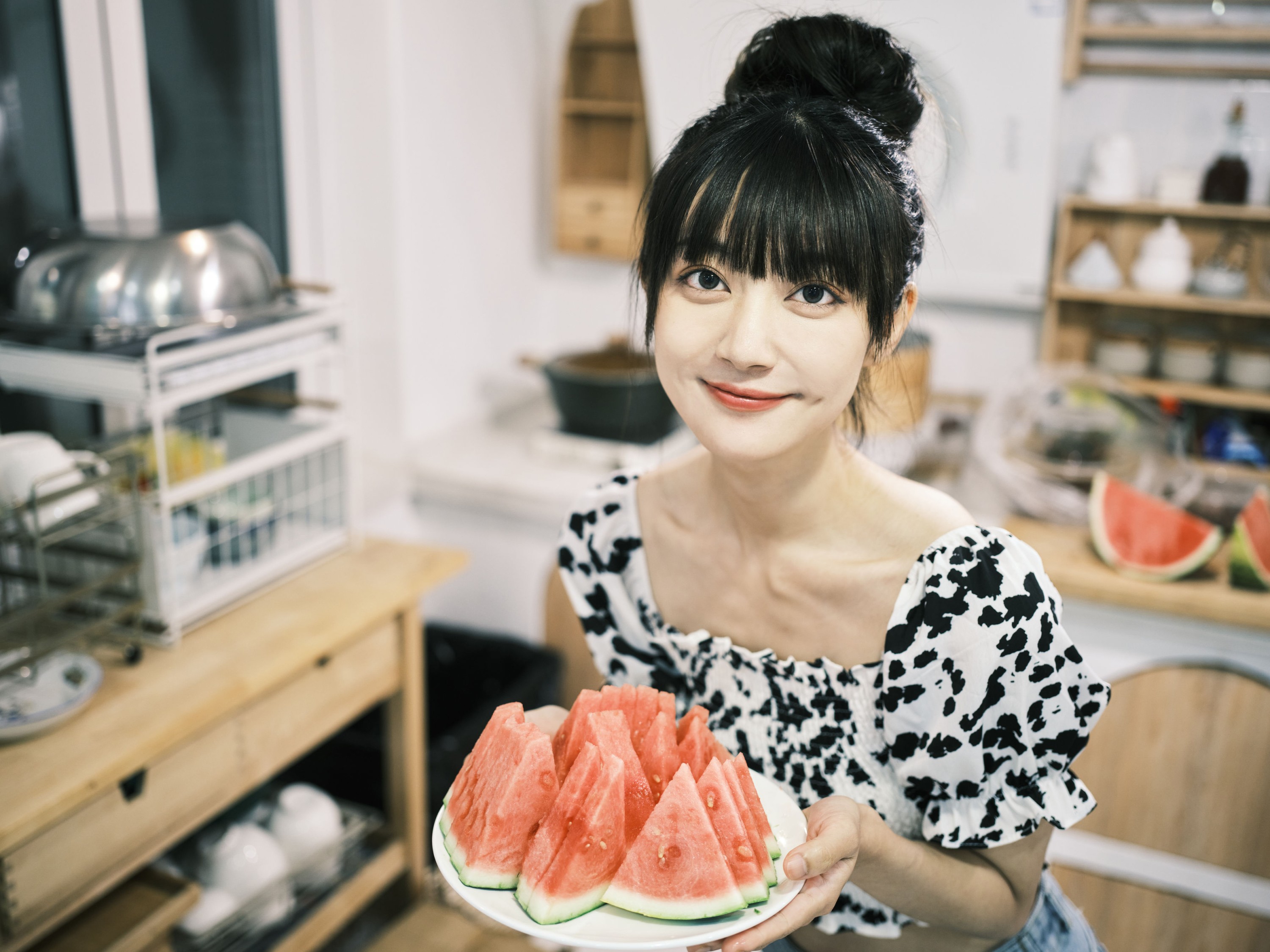 飞鸟咕咕- – 《厨房吃瓜》[31P] 插图3