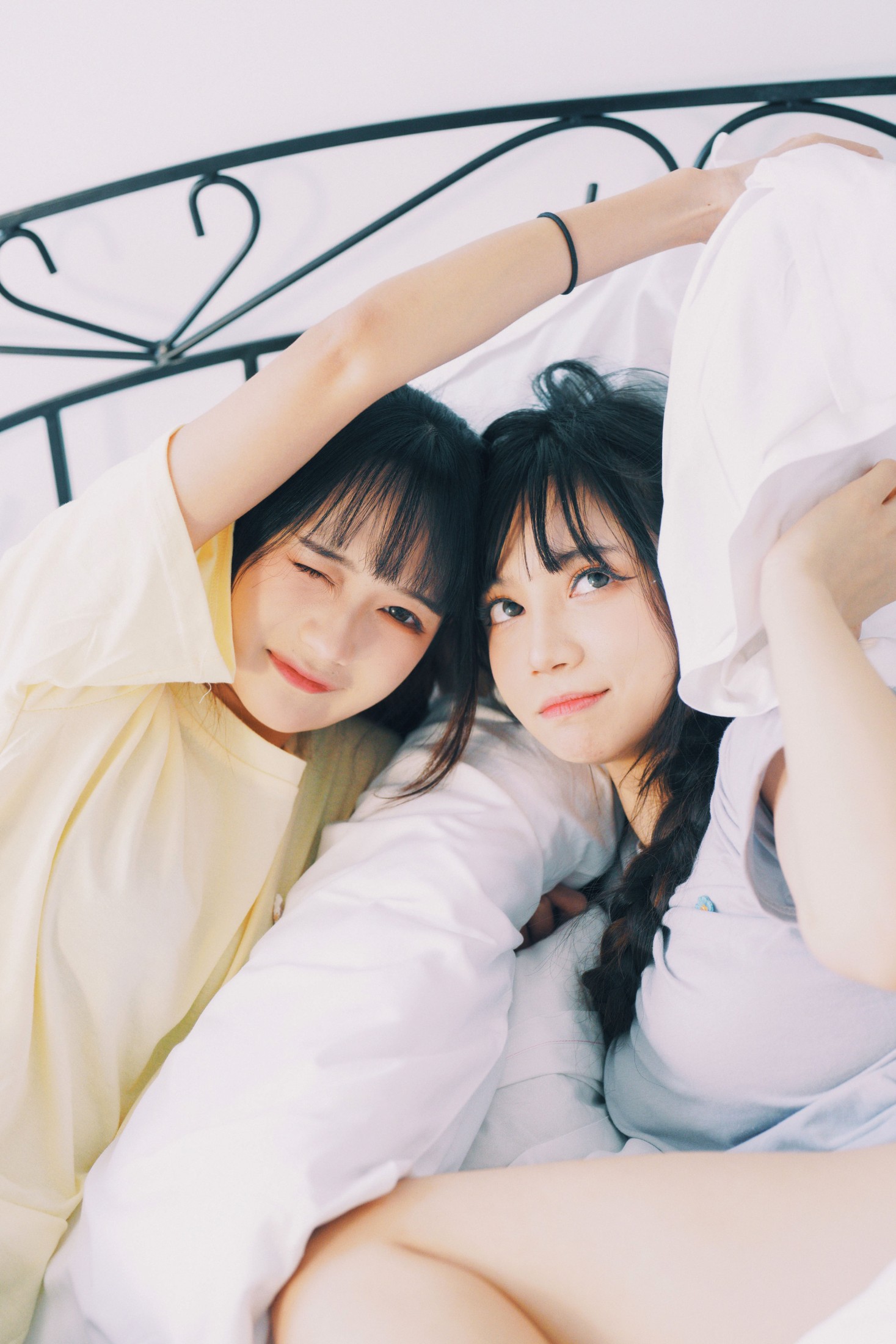 贰加六 兔子Zzz不吃胡萝卜 – 《姐妹成对，快乐加倍》[23P] 插图4