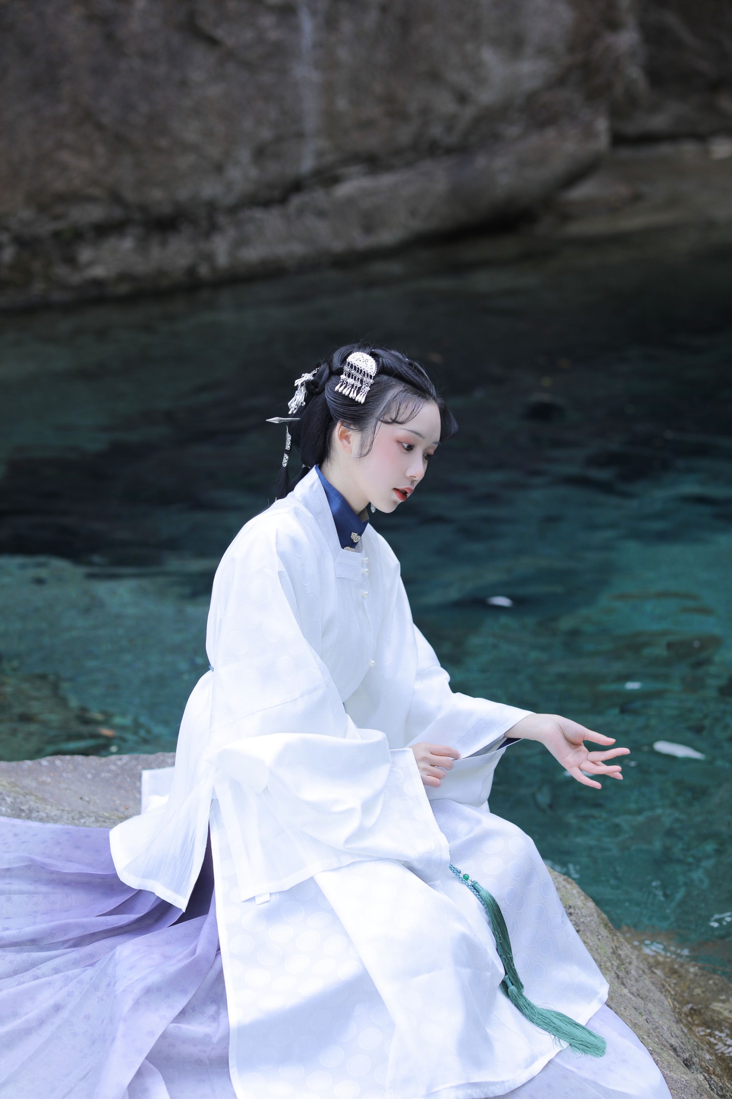 槐枝- – 《枕石听泉》[27P] 插图3