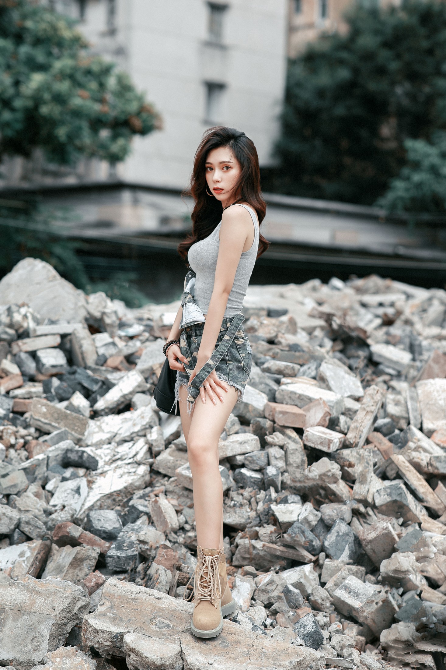 七七 – 《废墟女孩》[25P] 插图3