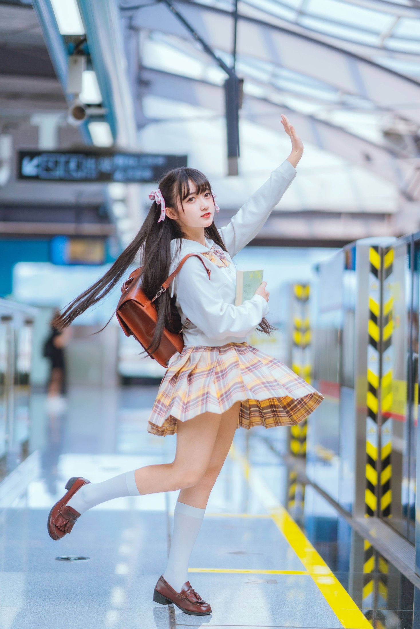 关关之猪w – 《地铁JK少女》[33P] 插图5