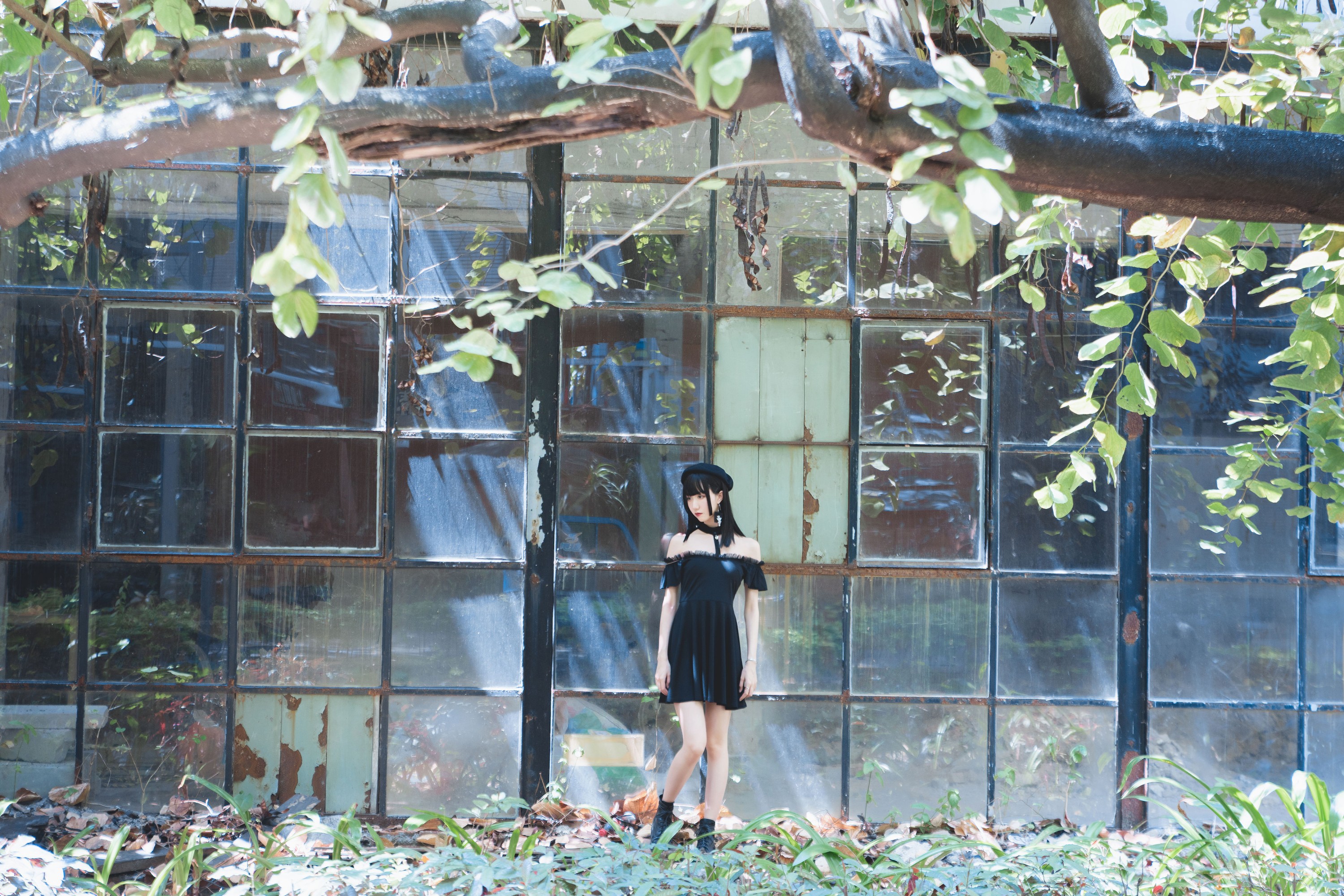 木棉棉VwV – 《黑色魅惑》[24P] 插图3