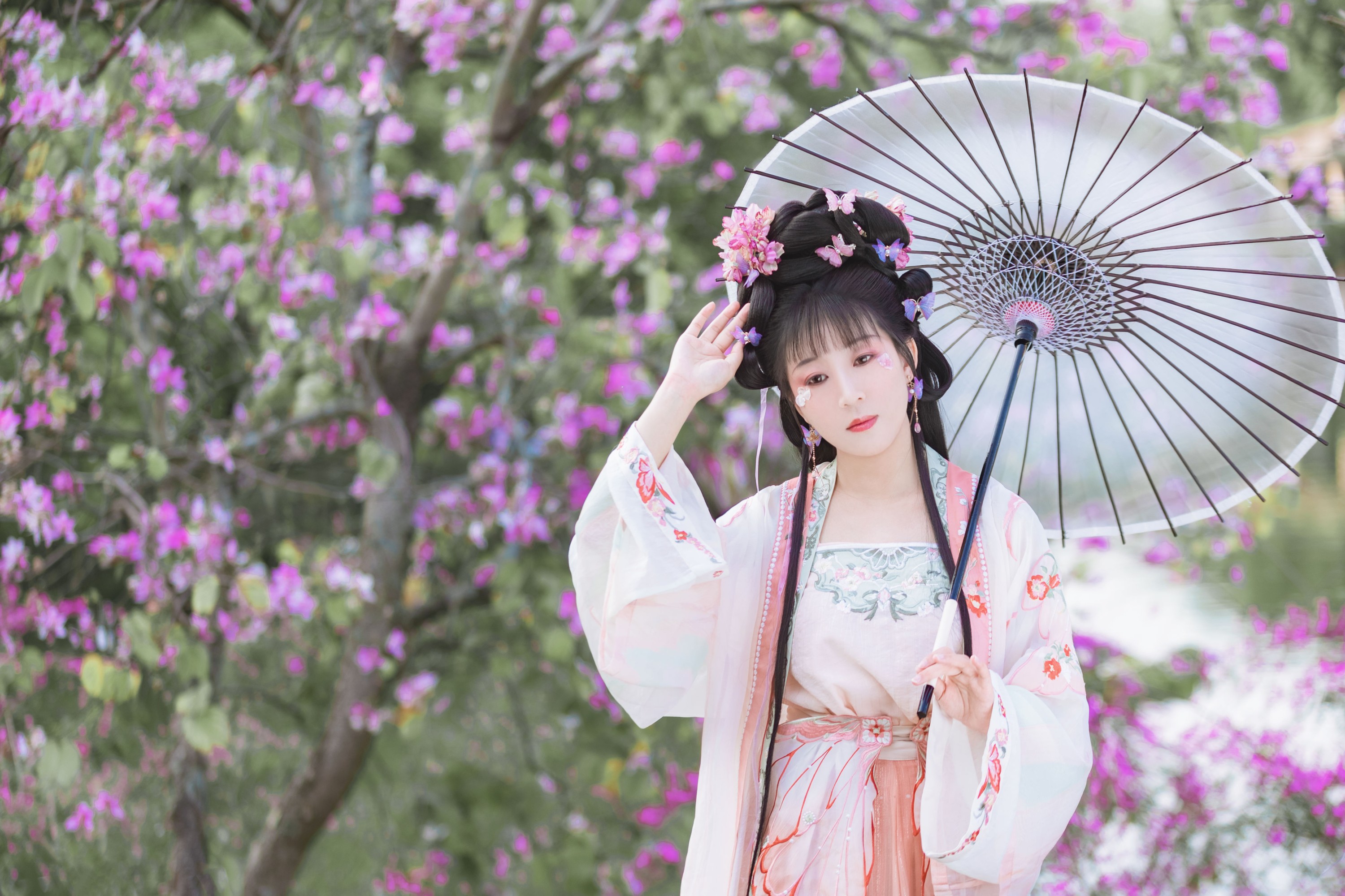 V – 《春日宴》[32P] 插图3