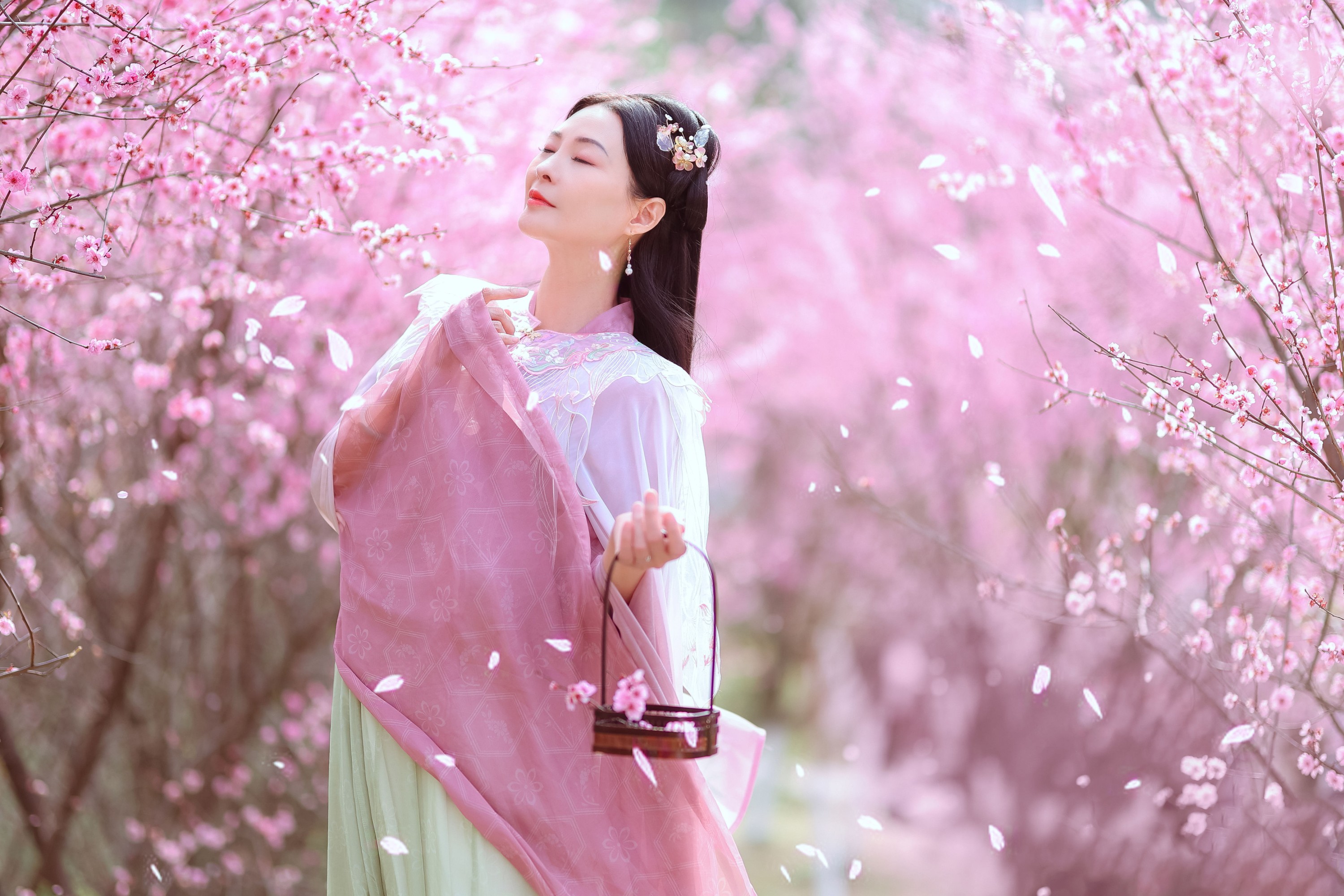  阿莲 – 《暖春樱色》[38P] 插图4