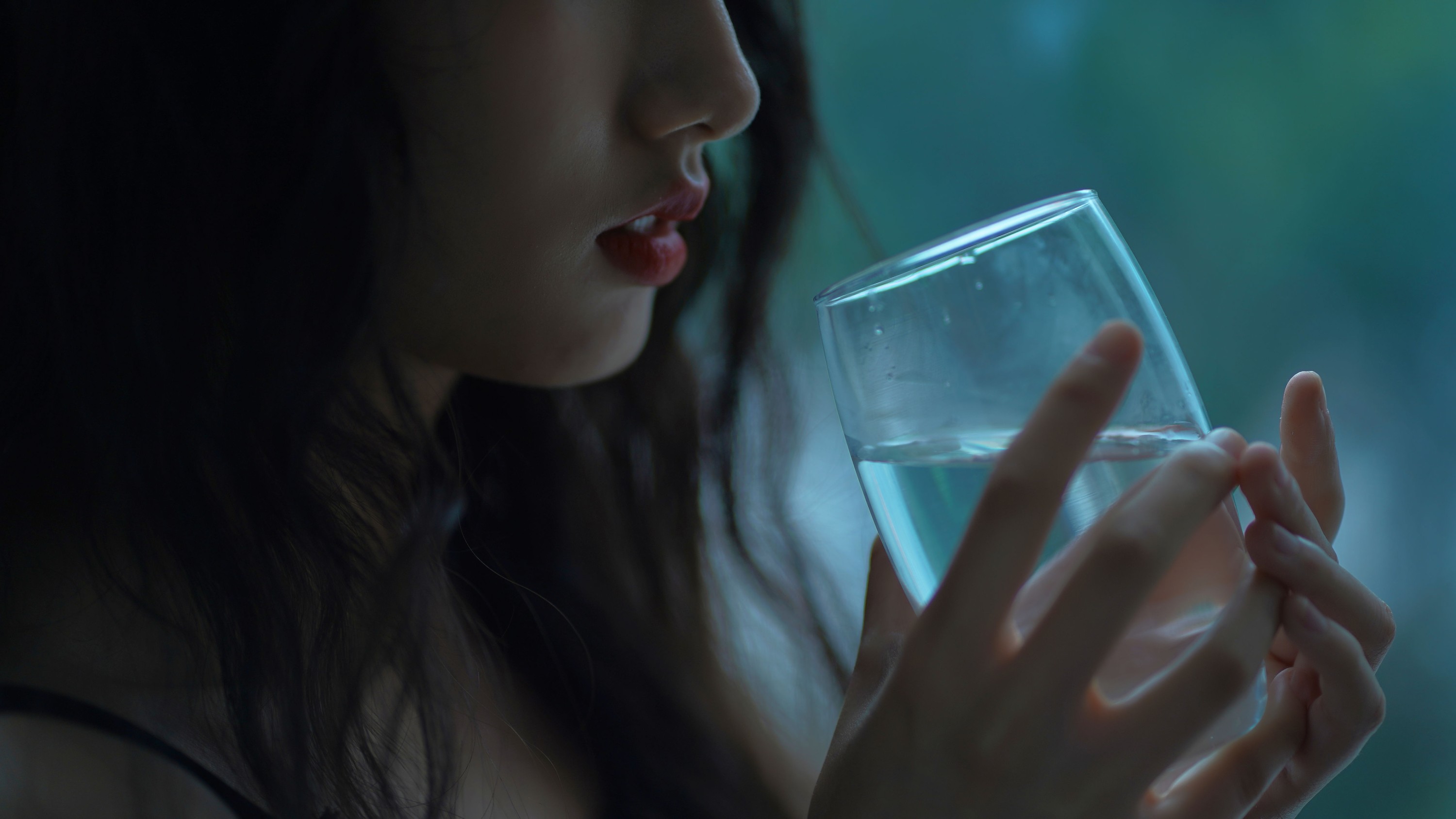 潇潇 – 《被雨伤透》[27P] 插图5