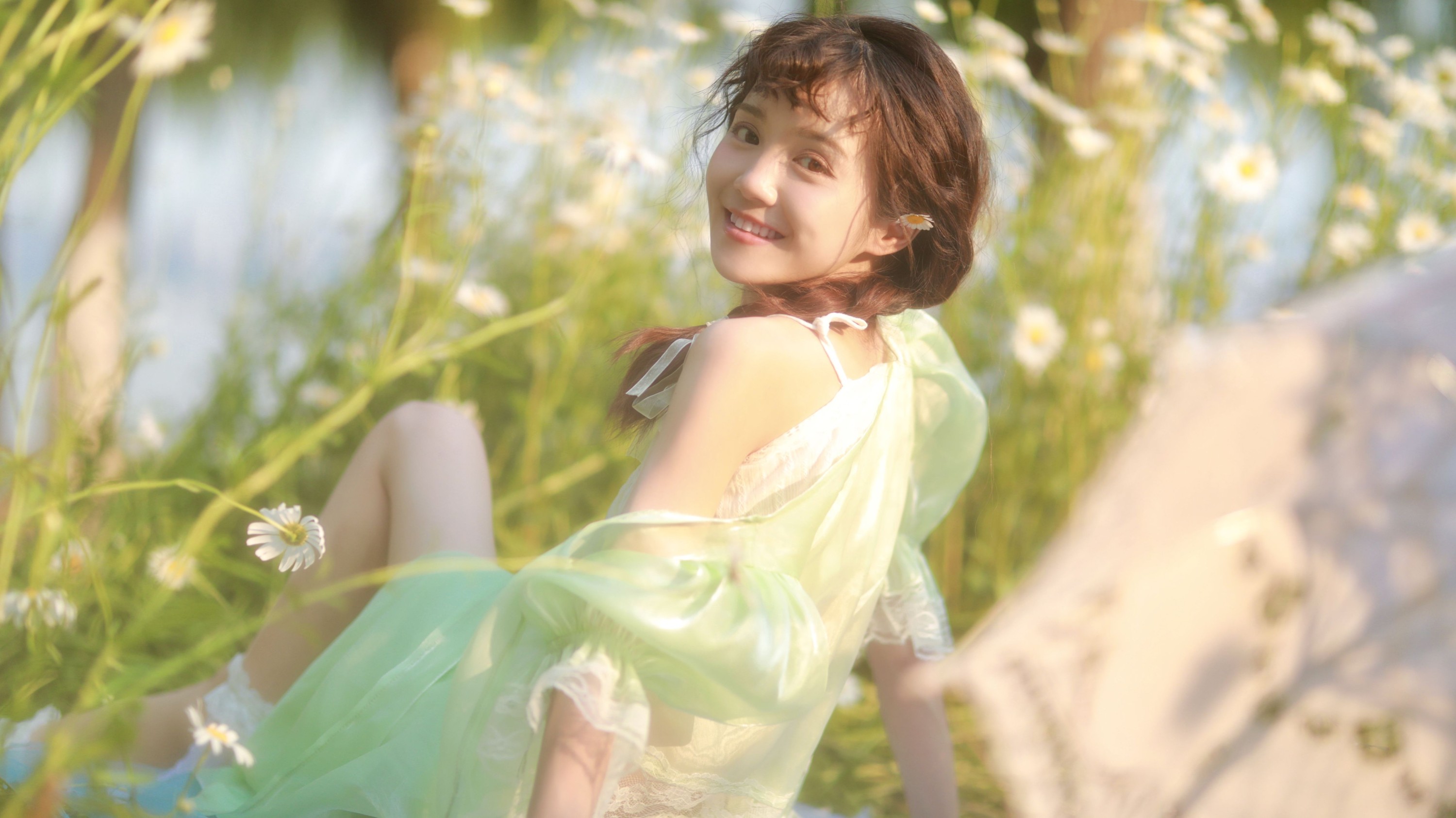 西西 – 《她在光里徜徉》[55P] 插图3