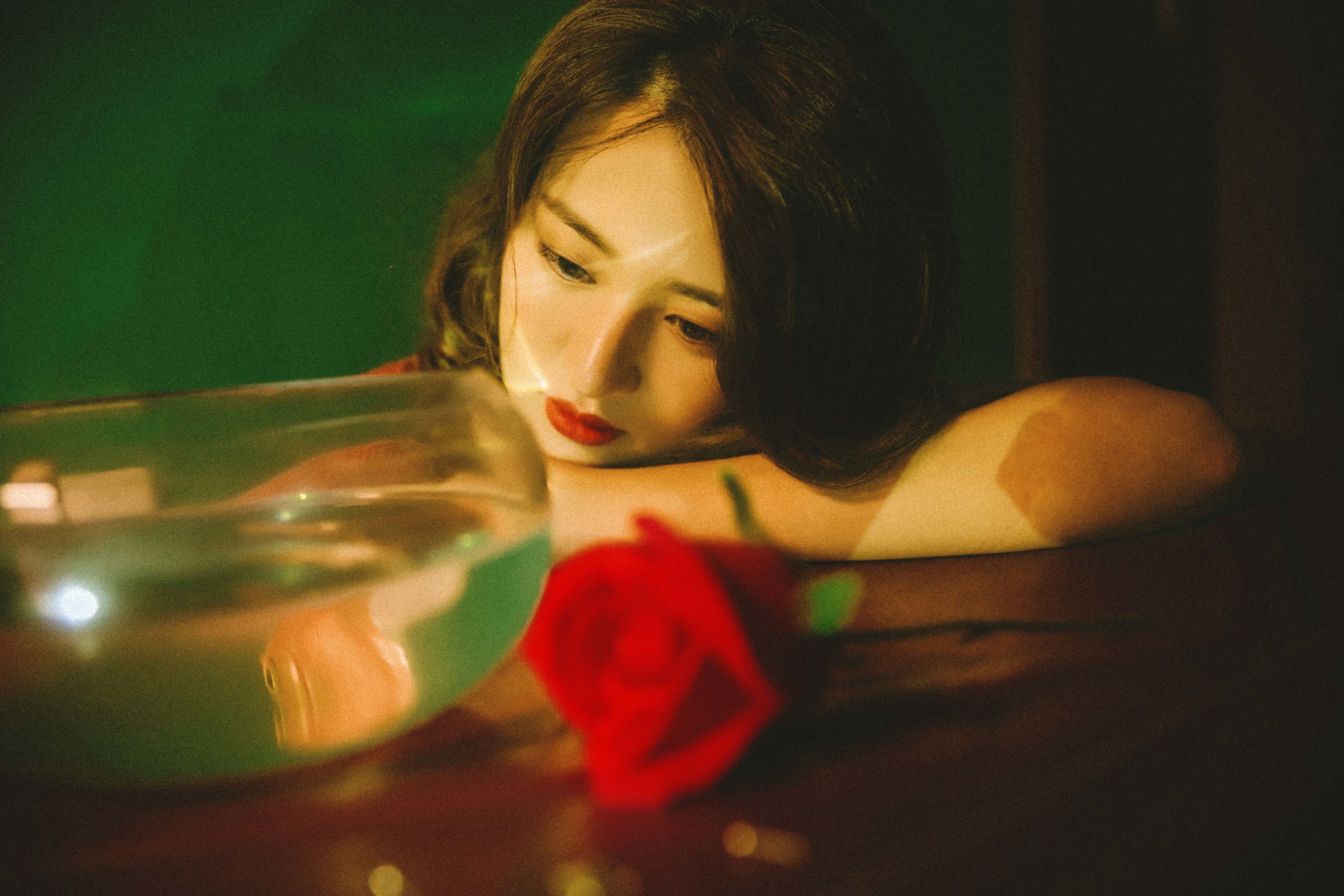 五更天的沈公子 – 《红》[23P] 插图3