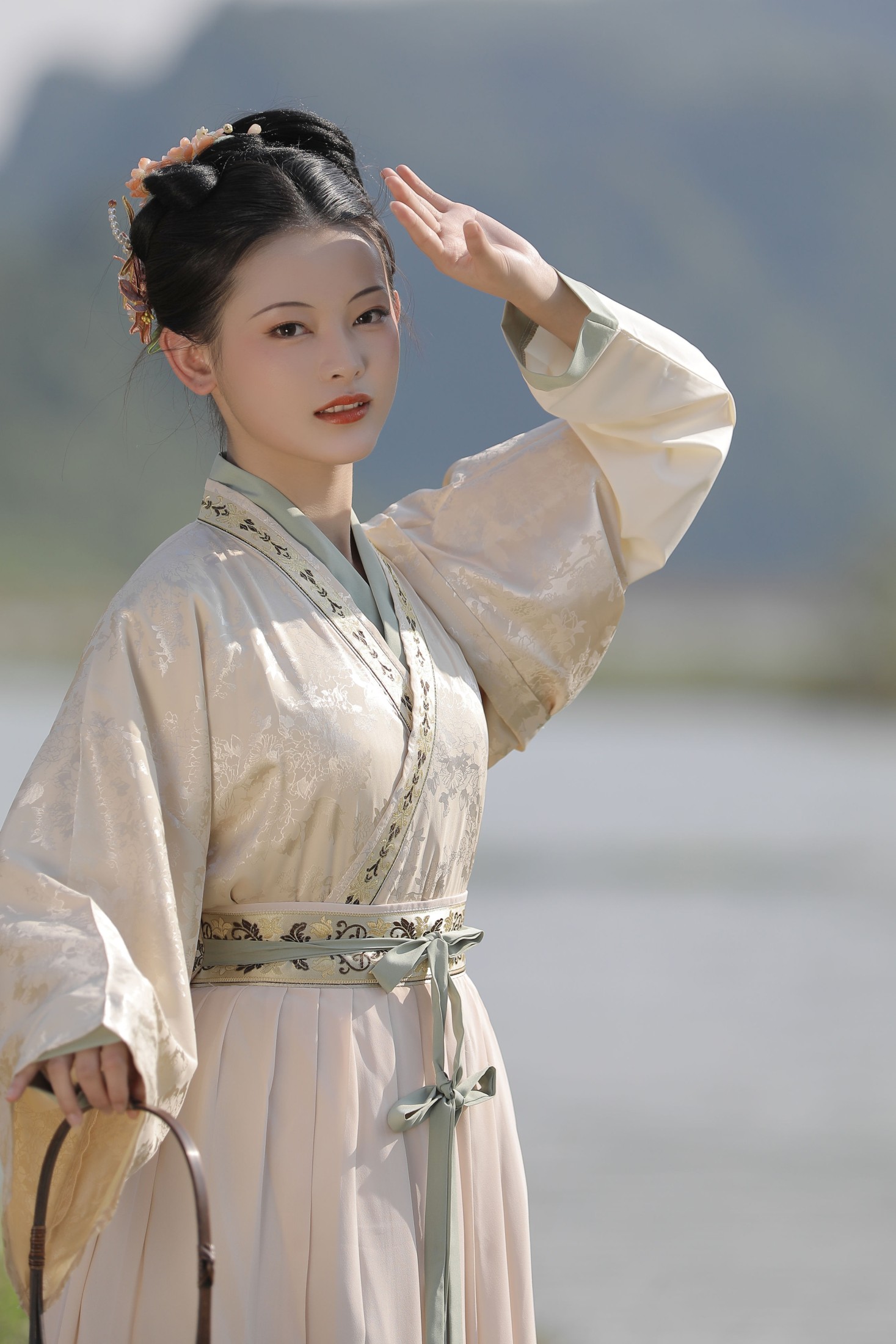 岳红橙黄绿蓝靛紫铮 – 《山水之间 》[22P] 插图3